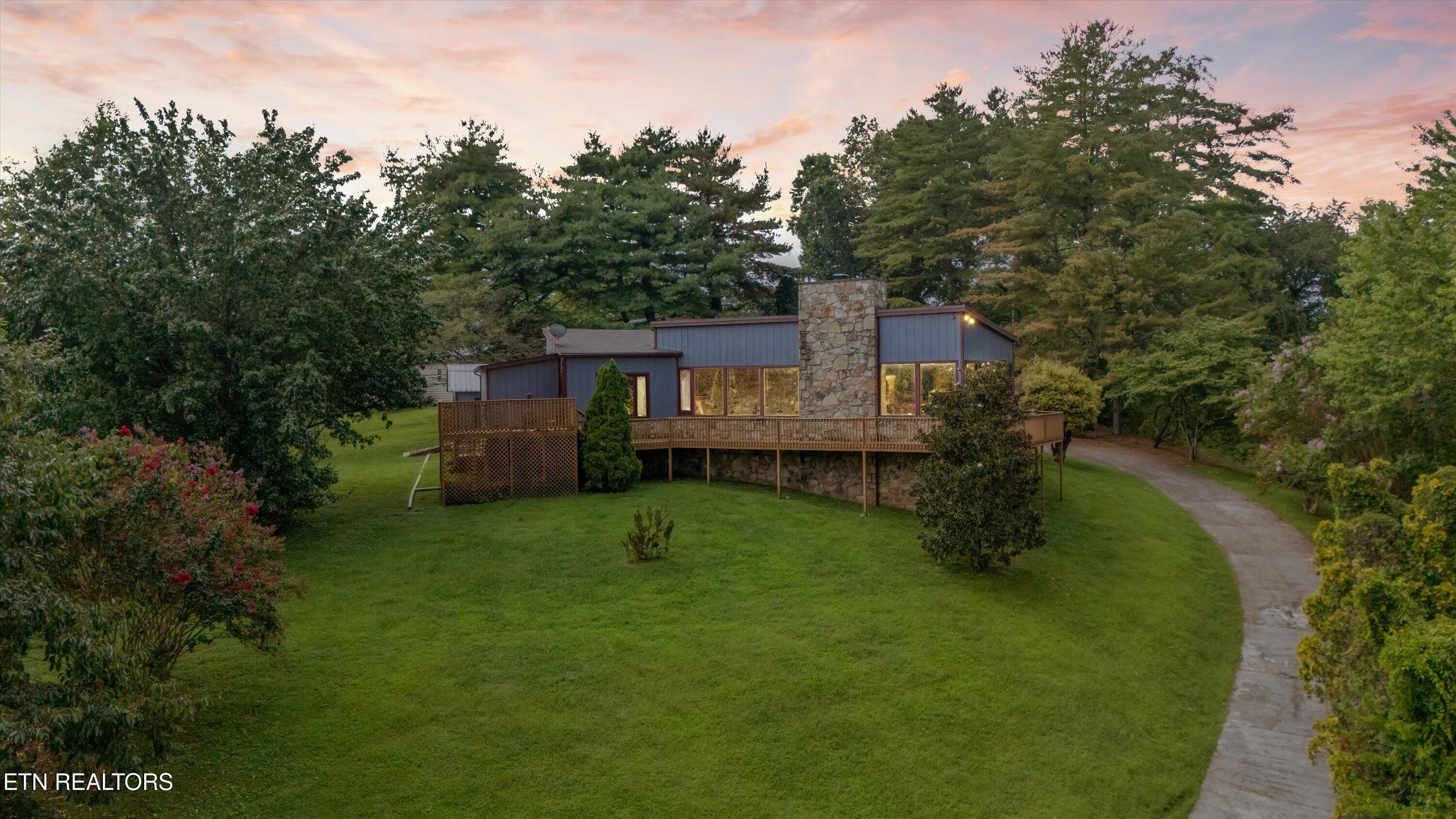 411 Orchard Knob Road Clinton TN 37716