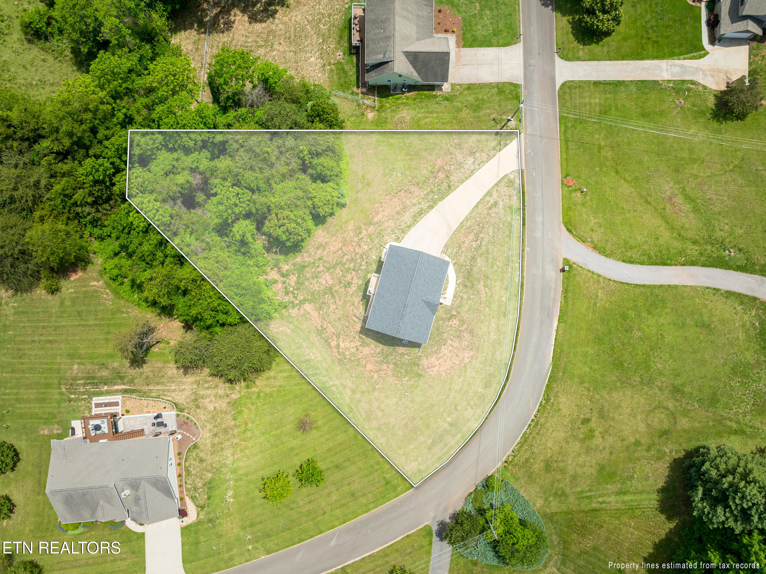 3886 Settlers Trail Kodak TN 37764
