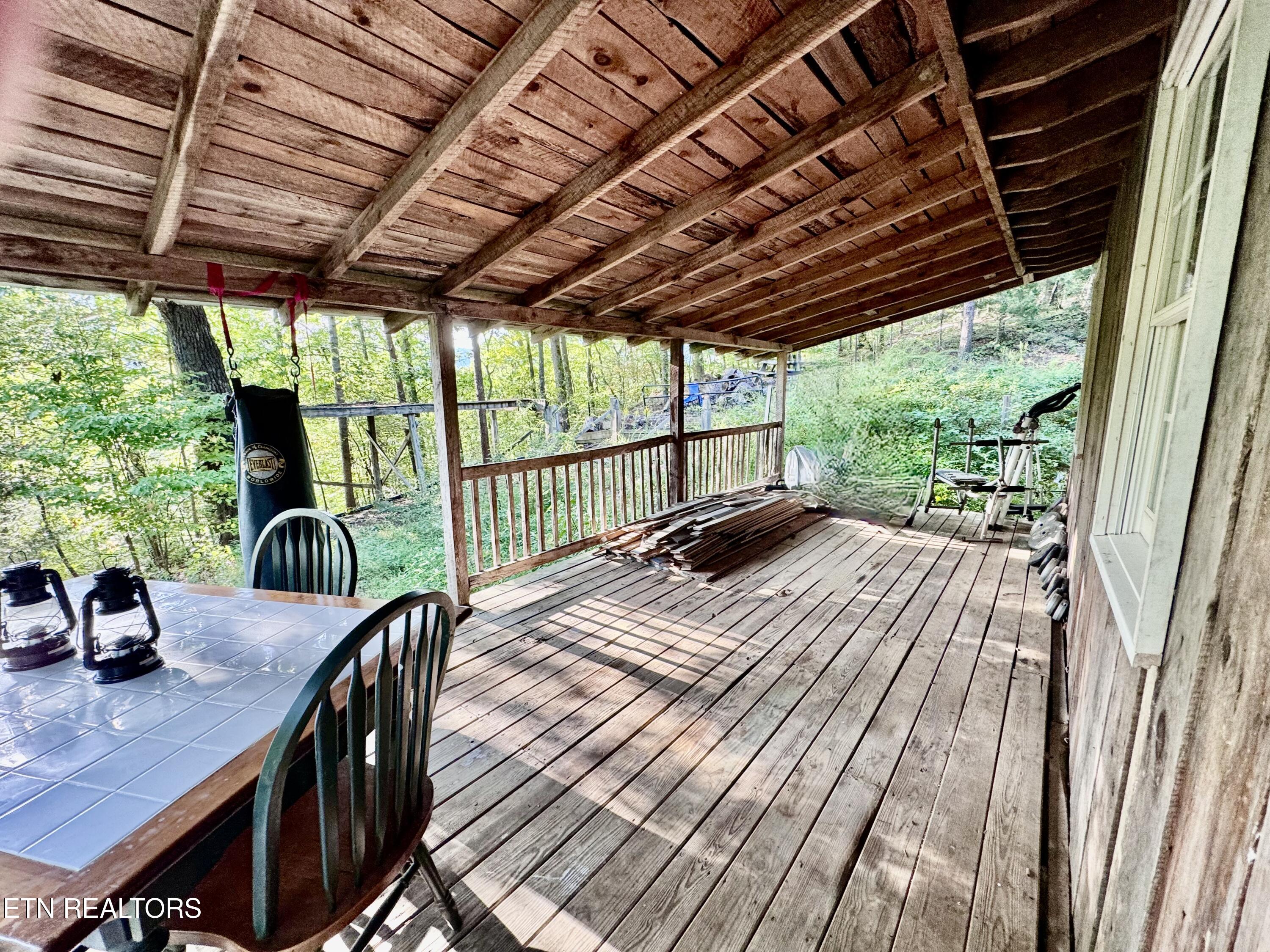 2977 Arch Road Cosby TN 37722