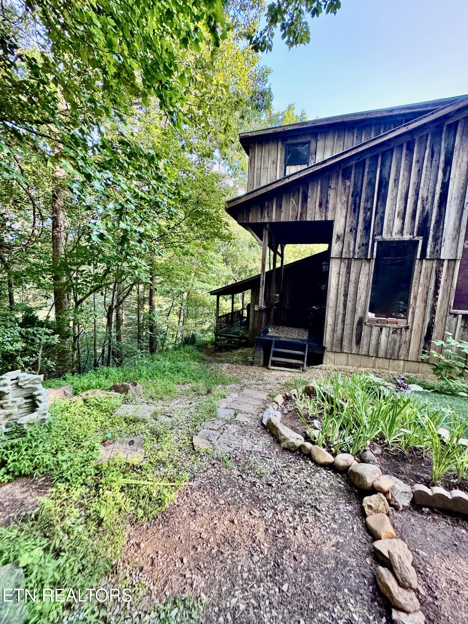 2977 Arch Road Cosby TN 37722