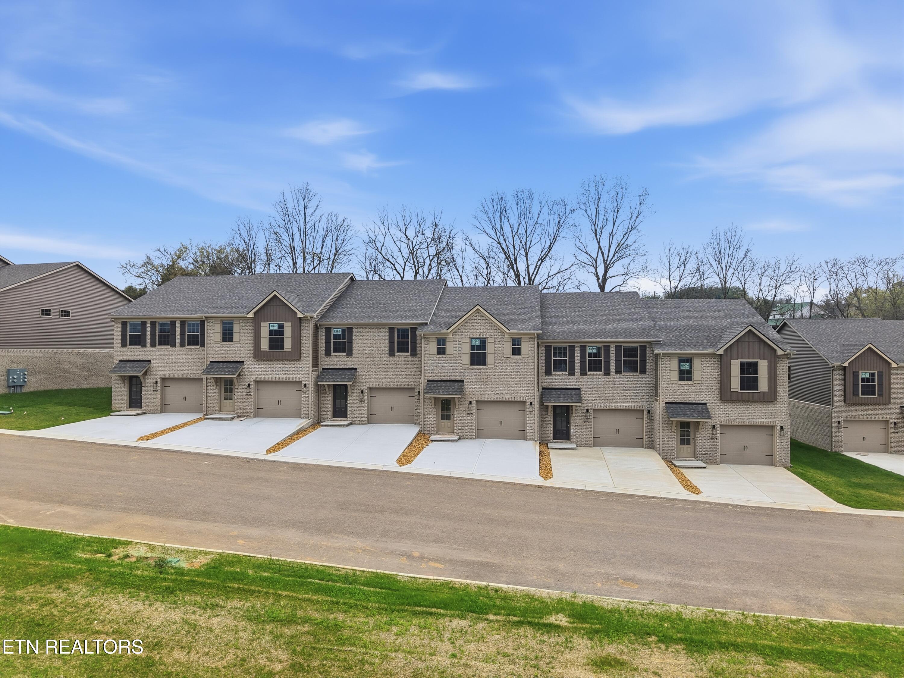 8964 Keenberg Lane Knoxville TN 37931