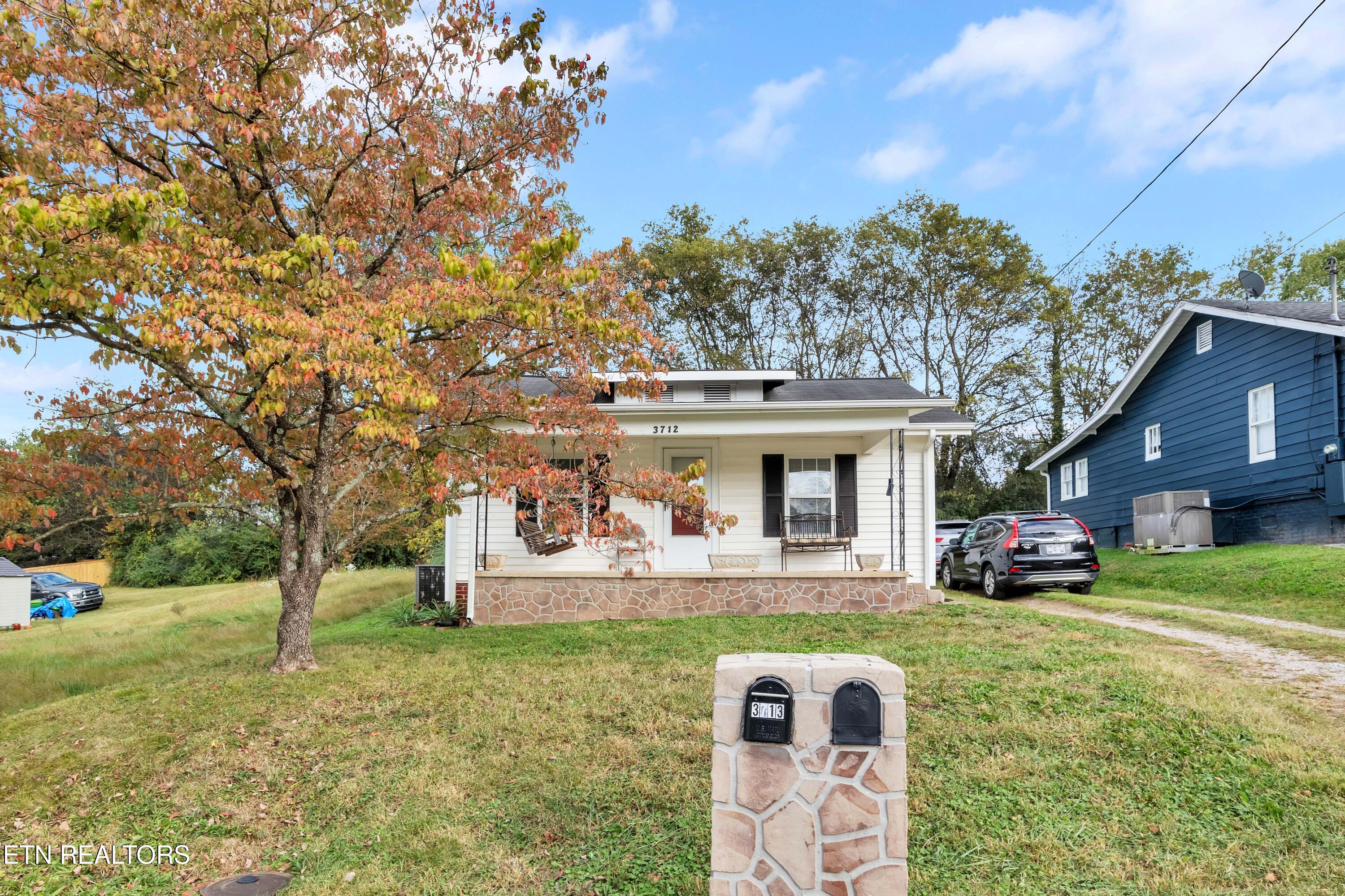 3712 Decatur Drive Knoxville TN 37920