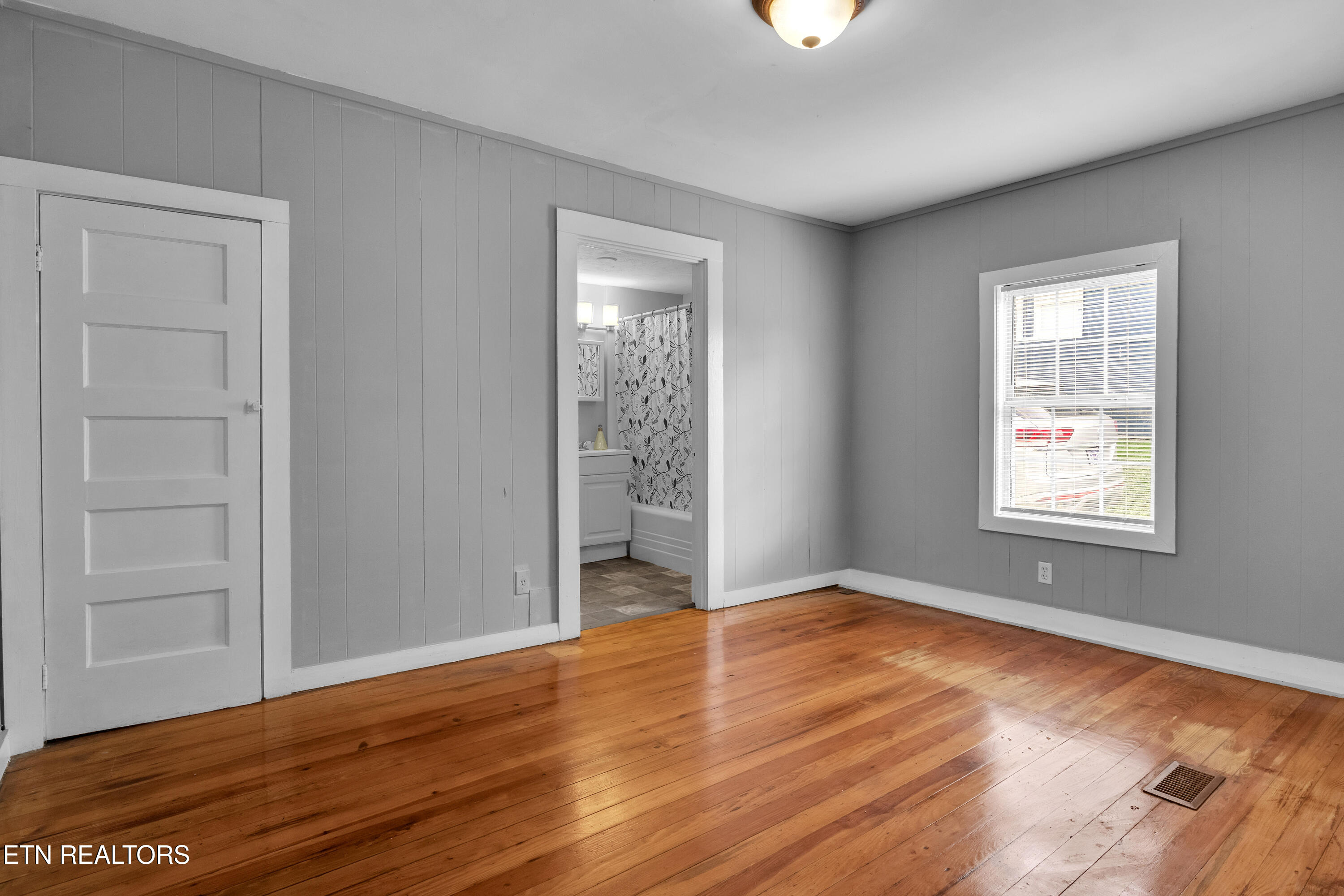 3712 Decatur Drive Knoxville TN 37920