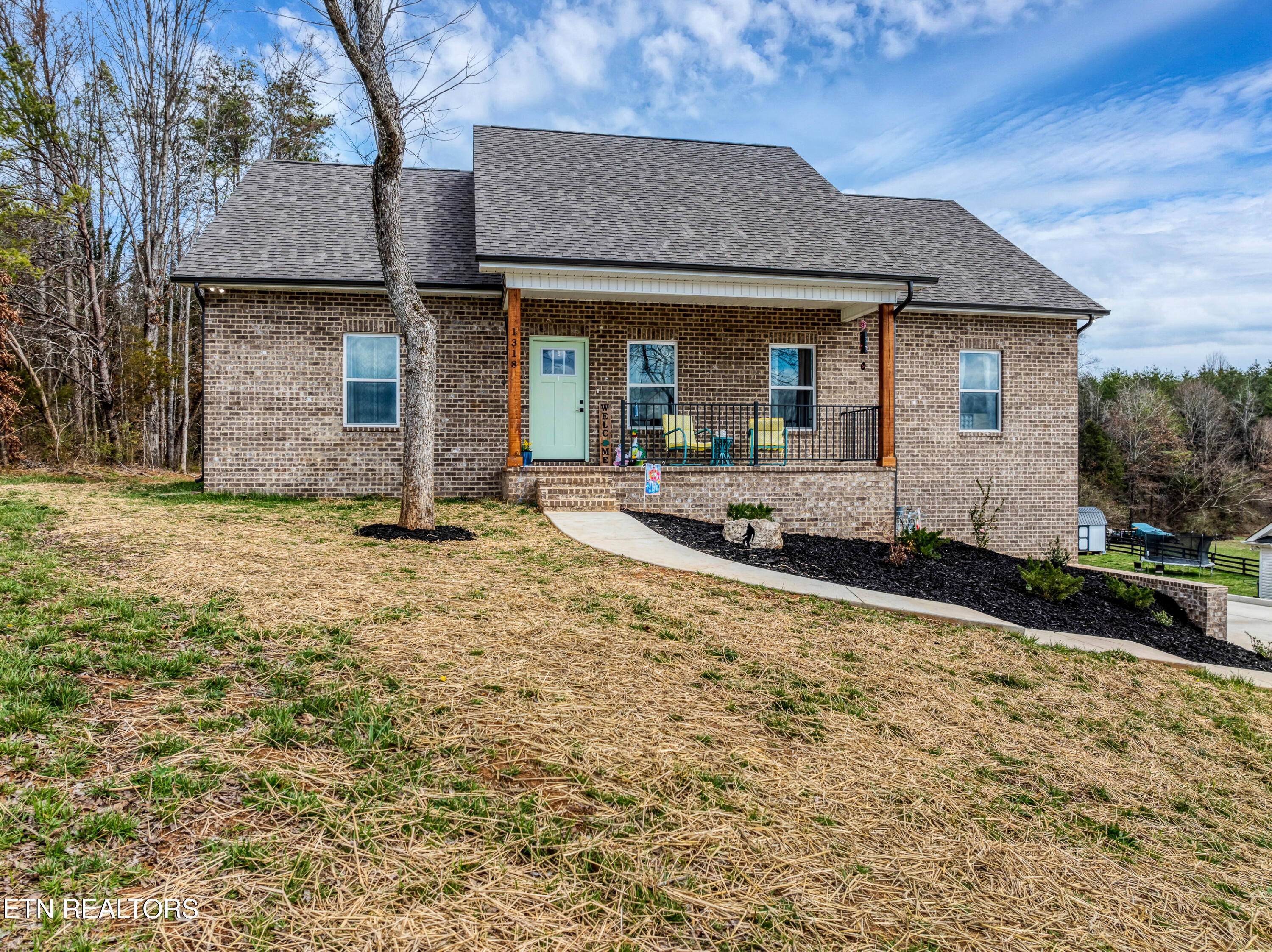 1318 Tomahawk Drive Maryville TN 37803