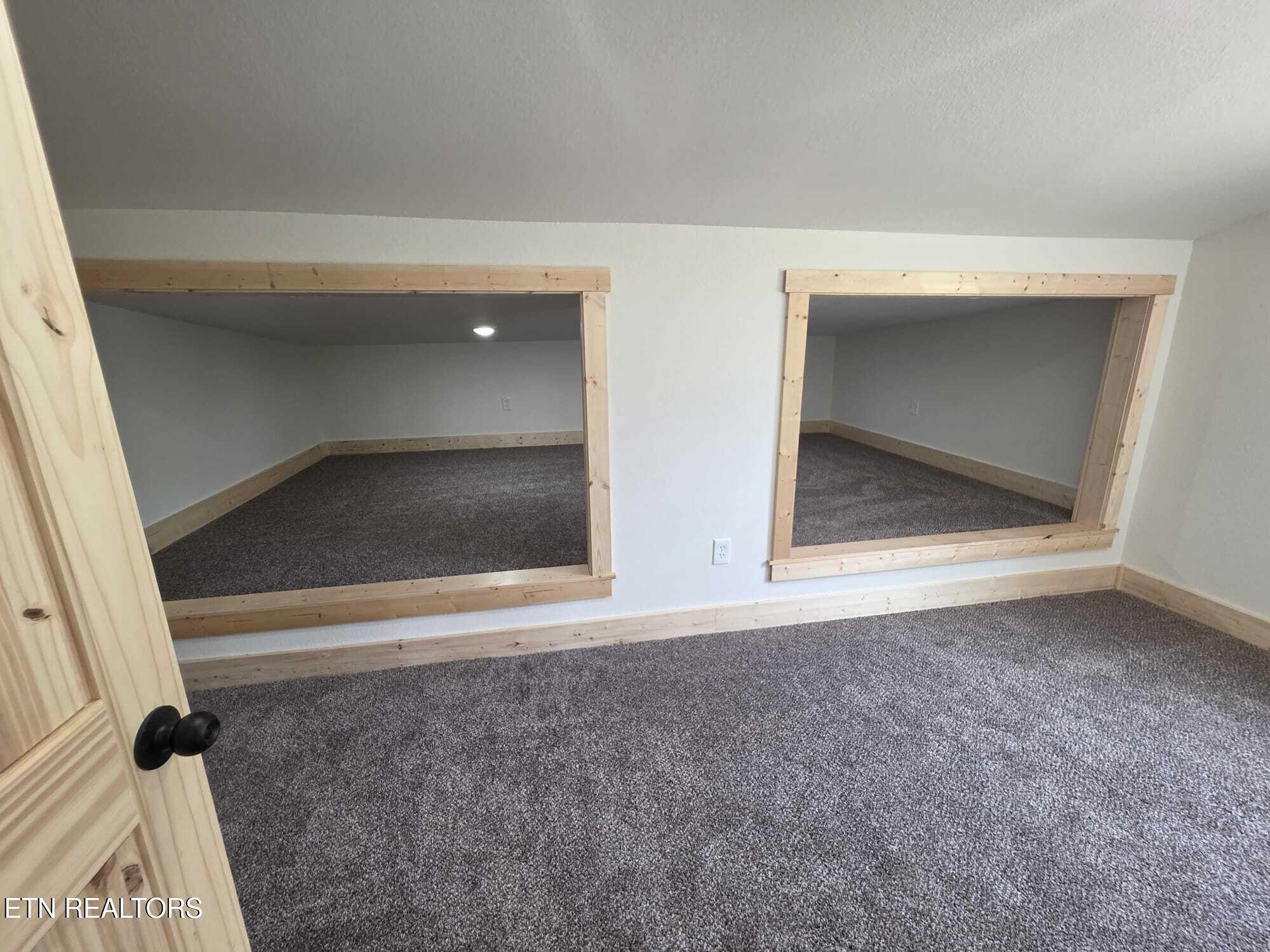 215 Longfield Road Rocky Top TN 37769