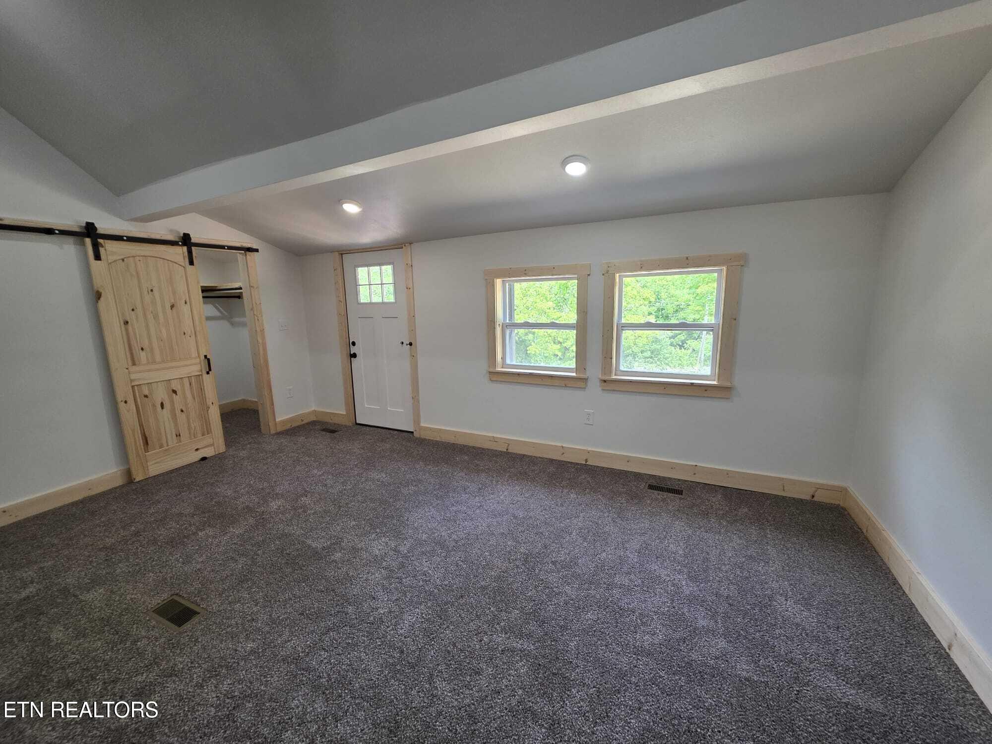 215 Longfield Road Rocky Top TN 37769