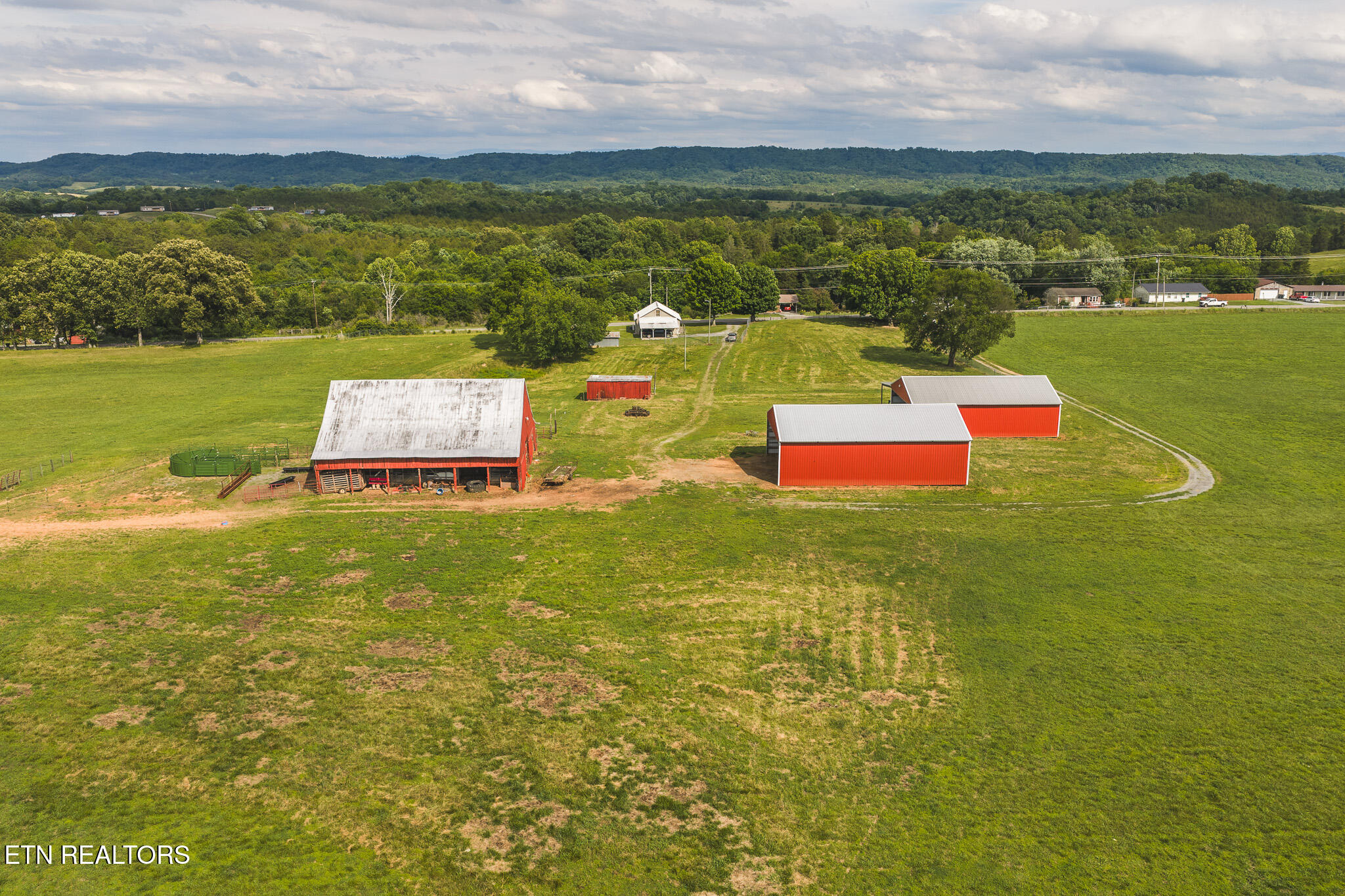 1630 32ac Silver City Road Whitesburg TN 37891