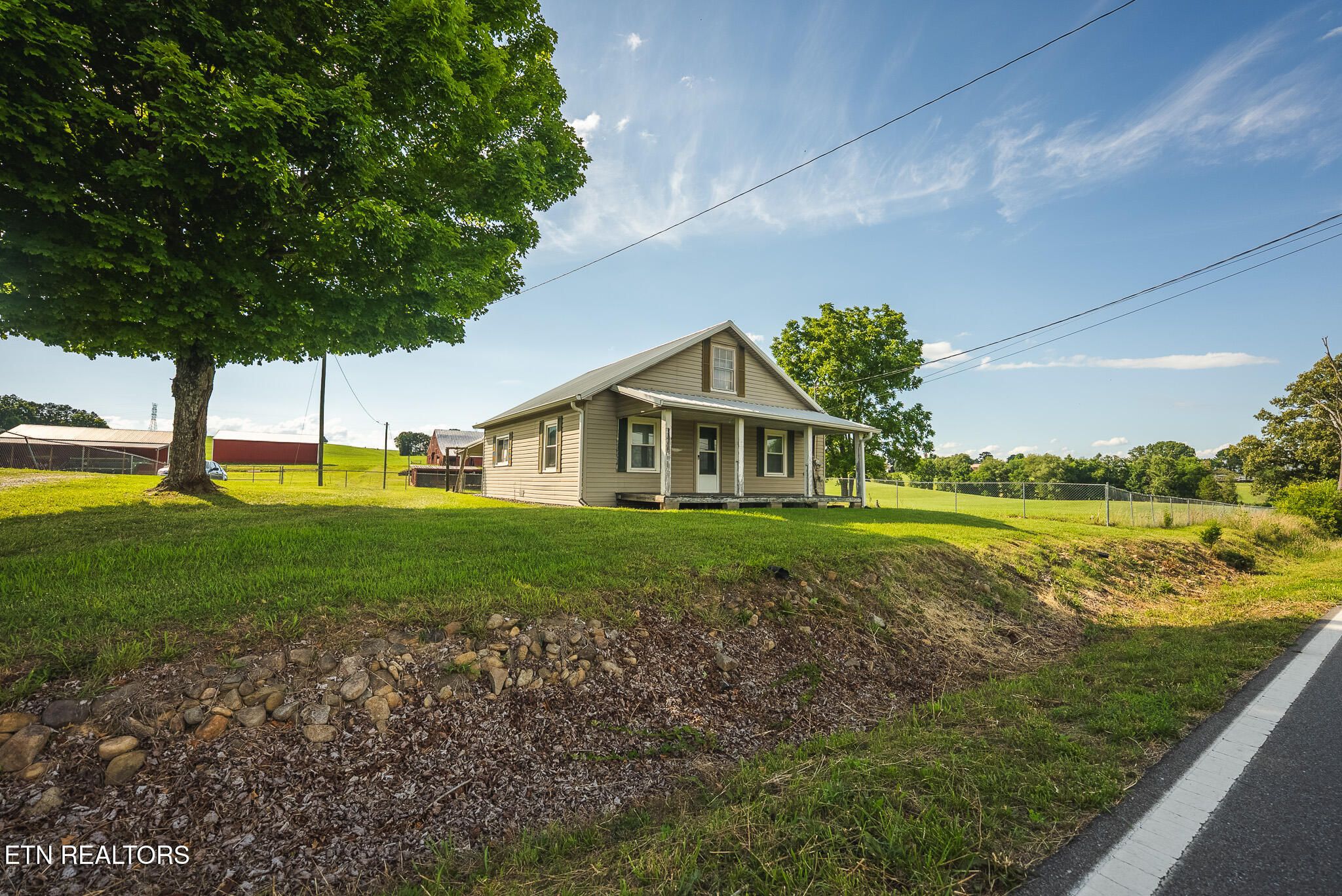 1630 32ac Silver City Road Whitesburg TN 37891