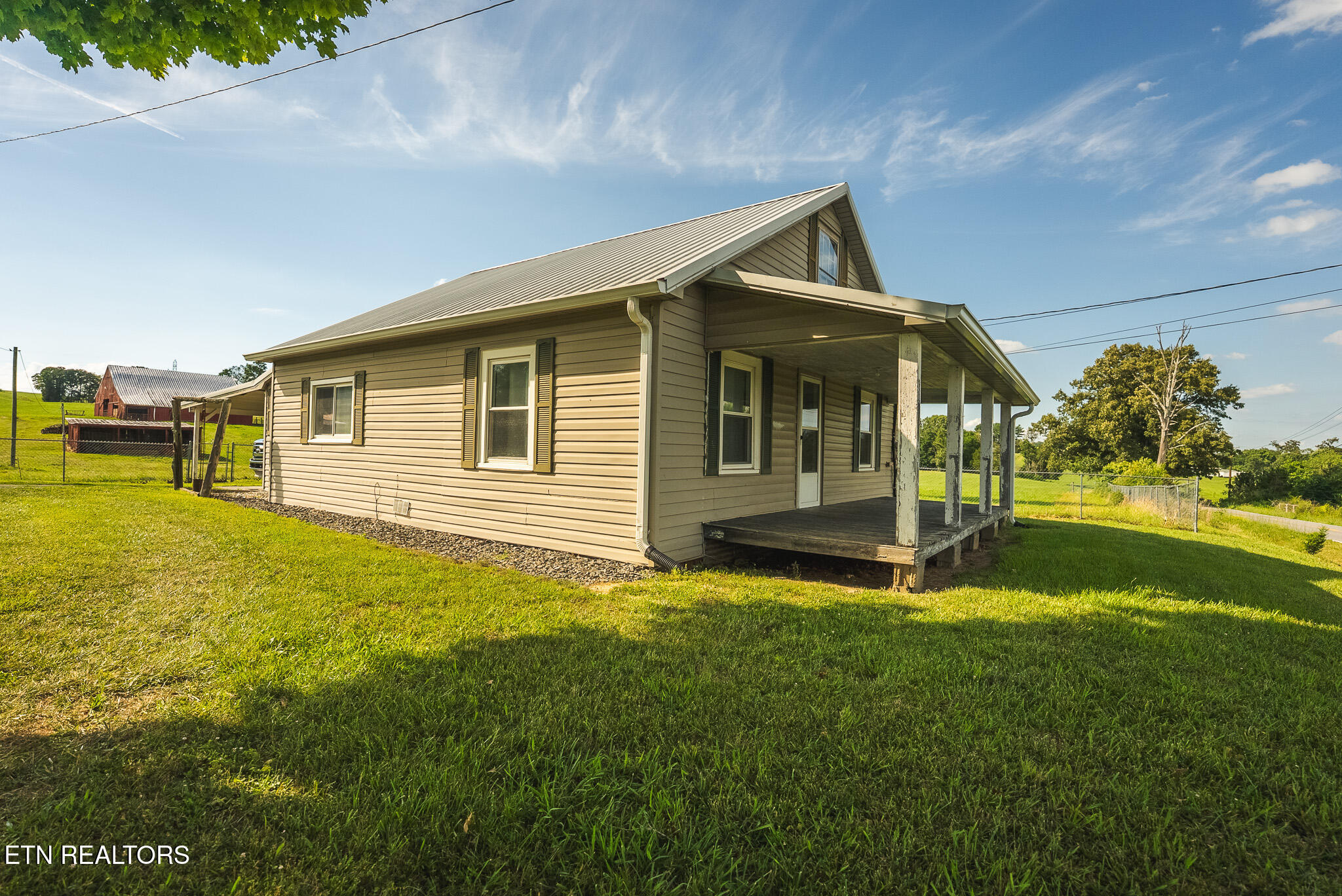 1630 32ac Silver City Road Whitesburg TN 37891