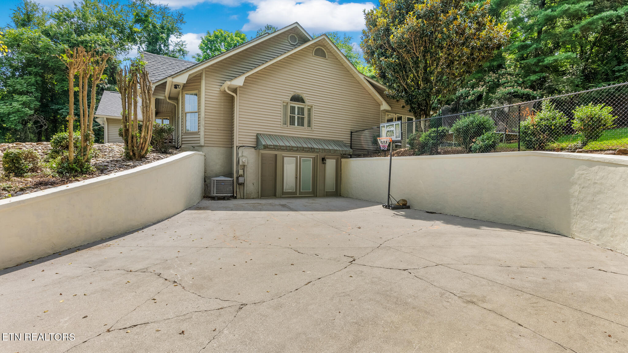 1945 Ridgewood Drive Jefferson City TN 37760