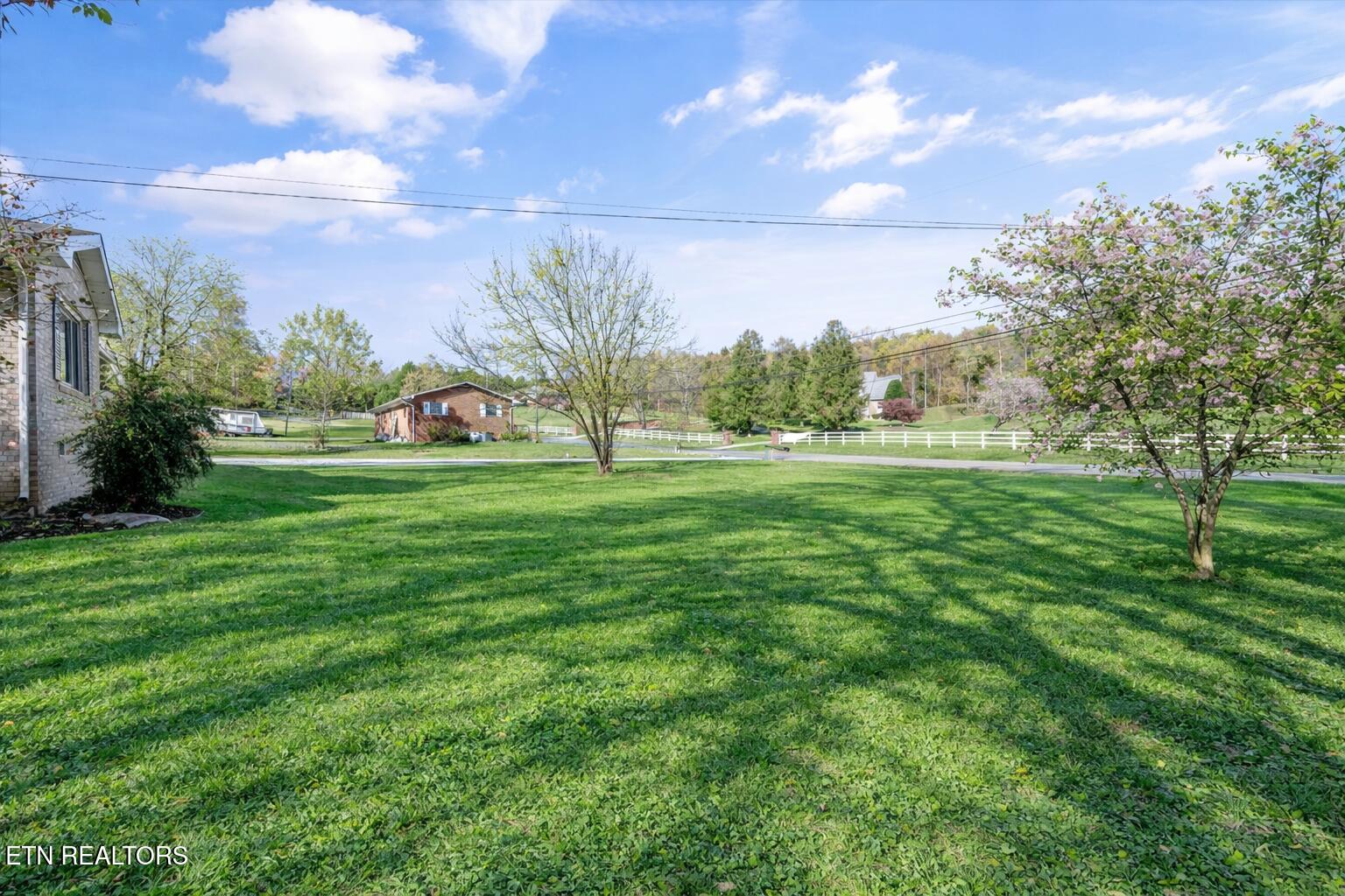 8237 Collier Road Powell TN 37849