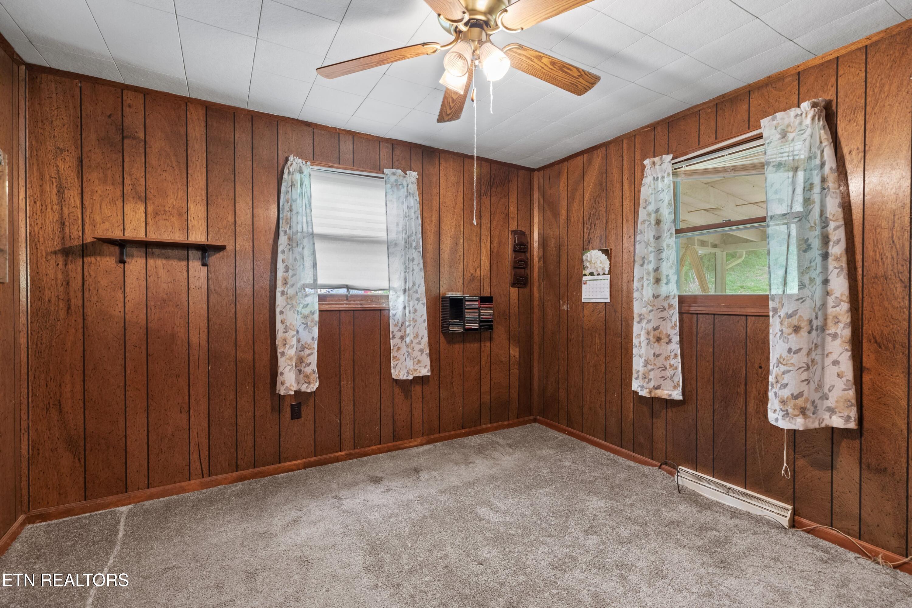 1900 Mountain View Avenue Kingsport TN 37664