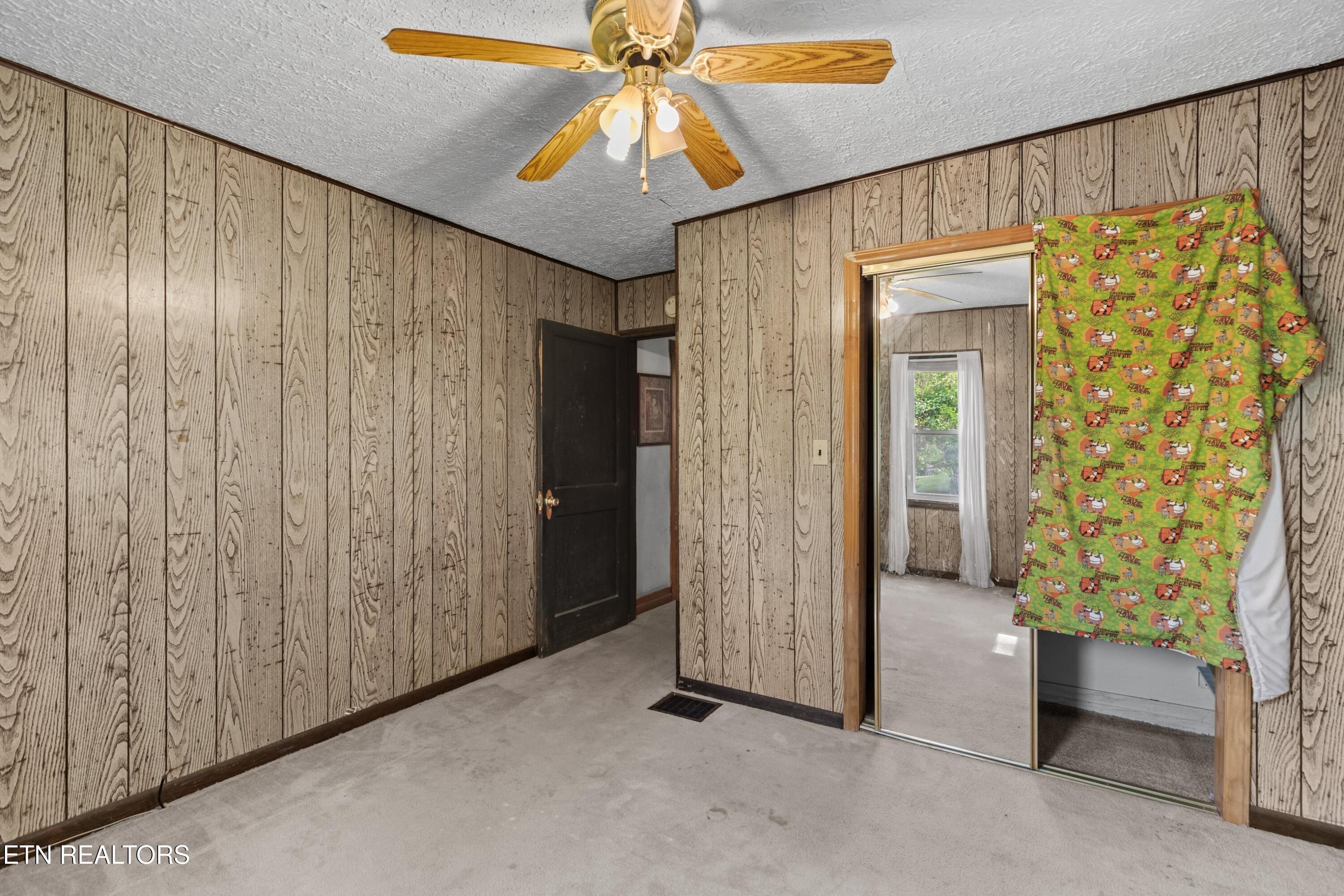 1900 Mountain View Avenue Kingsport TN 37664
