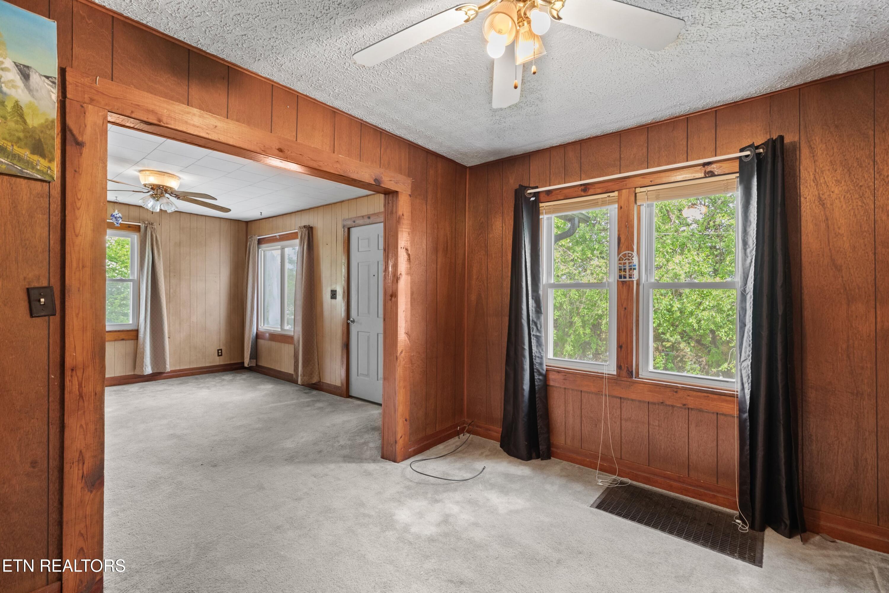 1900 Mountain View Avenue Kingsport TN 37664