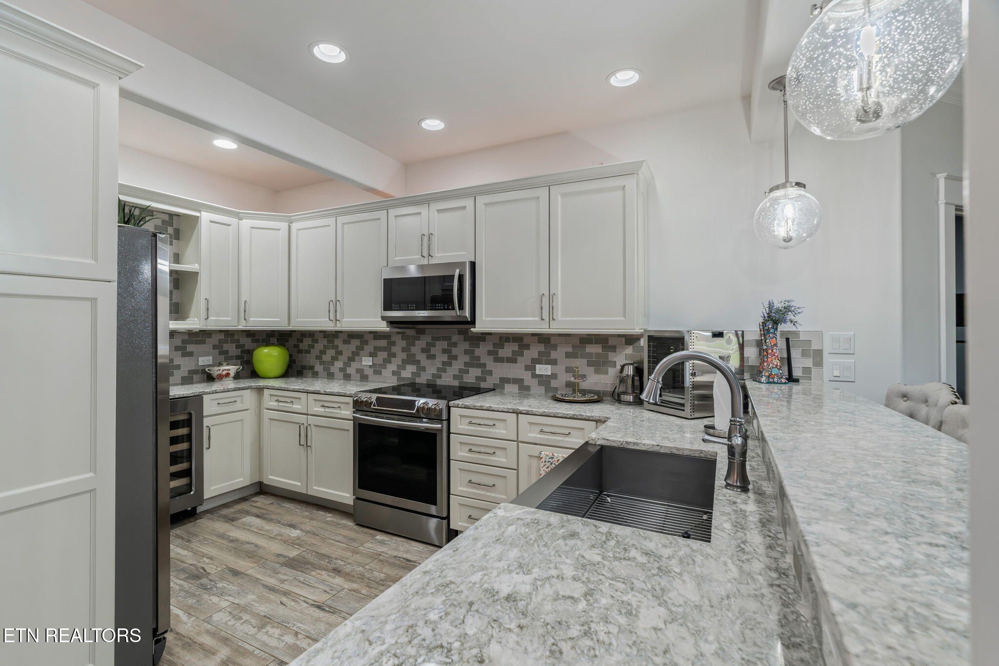 203 Lake Forest Way Louisville TN 37777