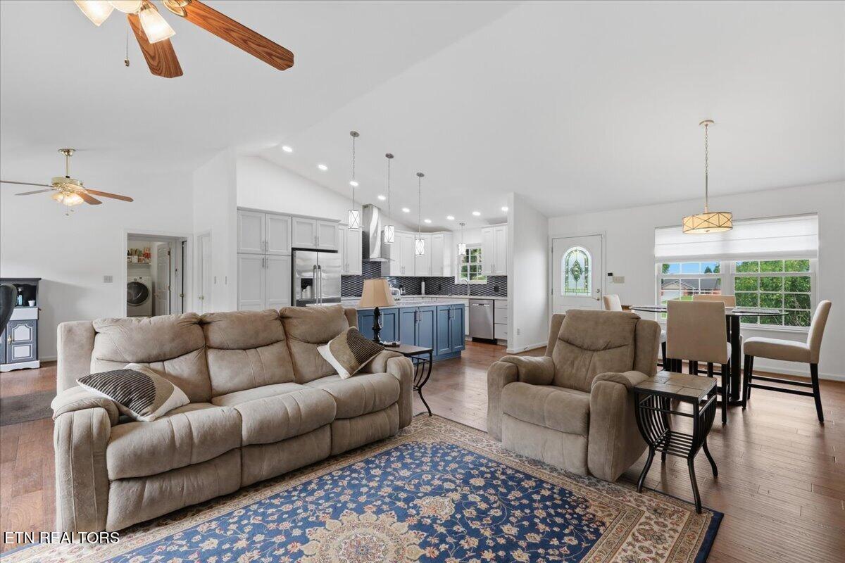 1930 Big Buck Lane Sevierville TN 37876