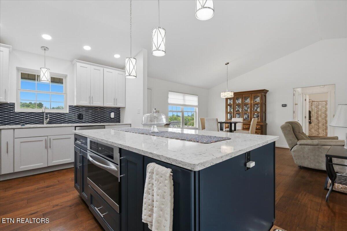 1930 Big Buck Lane Sevierville TN 37876