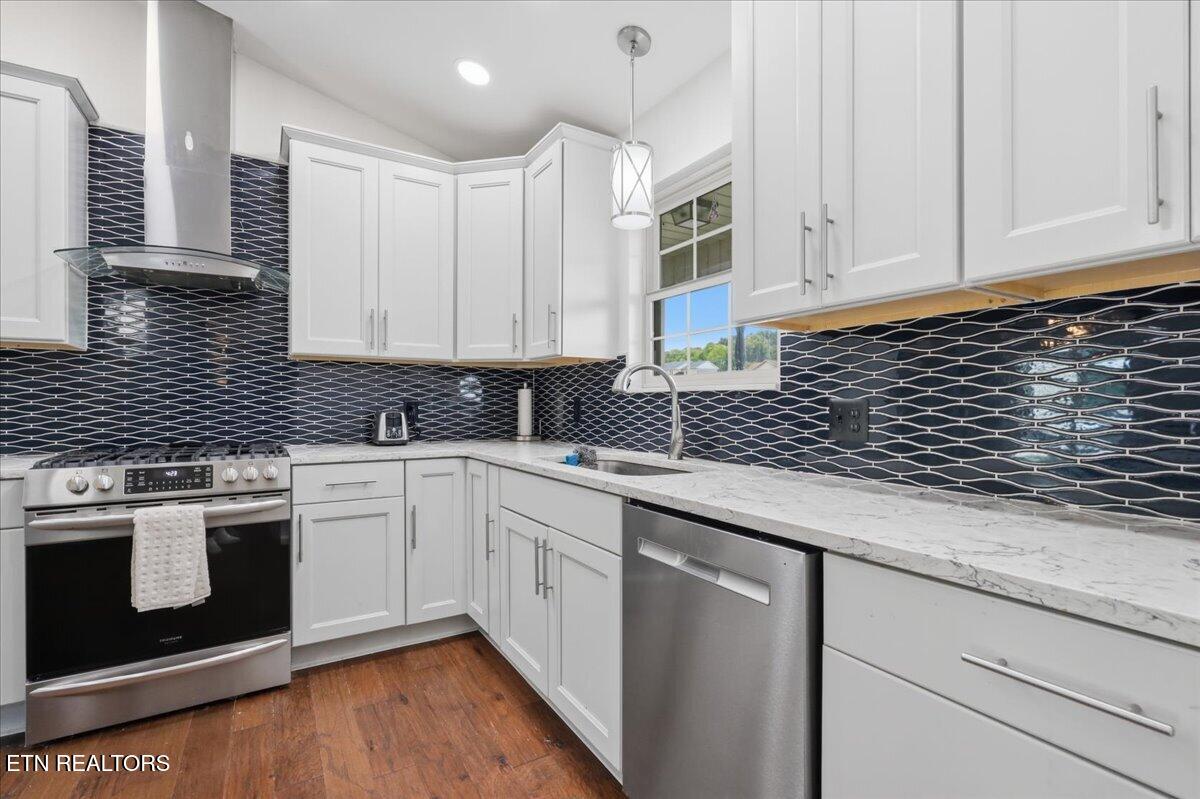 1930 Big Buck Lane Sevierville TN 37876