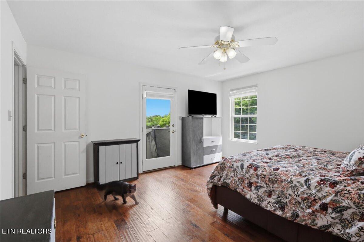 1930 Big Buck Lane Sevierville TN 37876