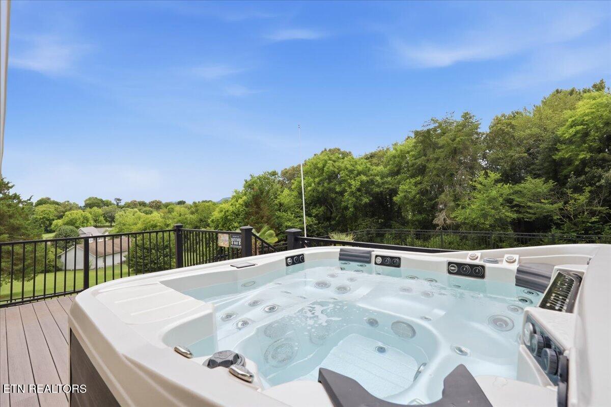1930 Big Buck Lane Sevierville TN 37876