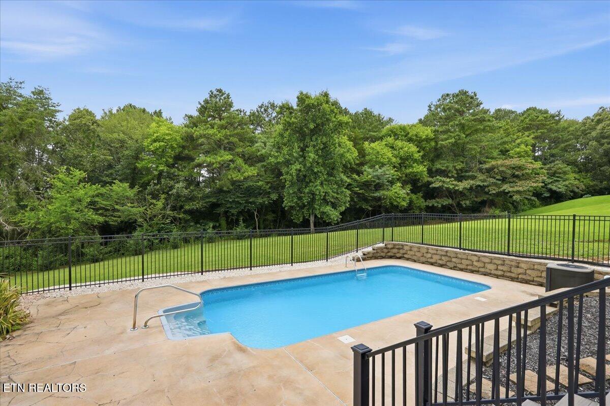 1930 Big Buck Lane Sevierville TN 37876