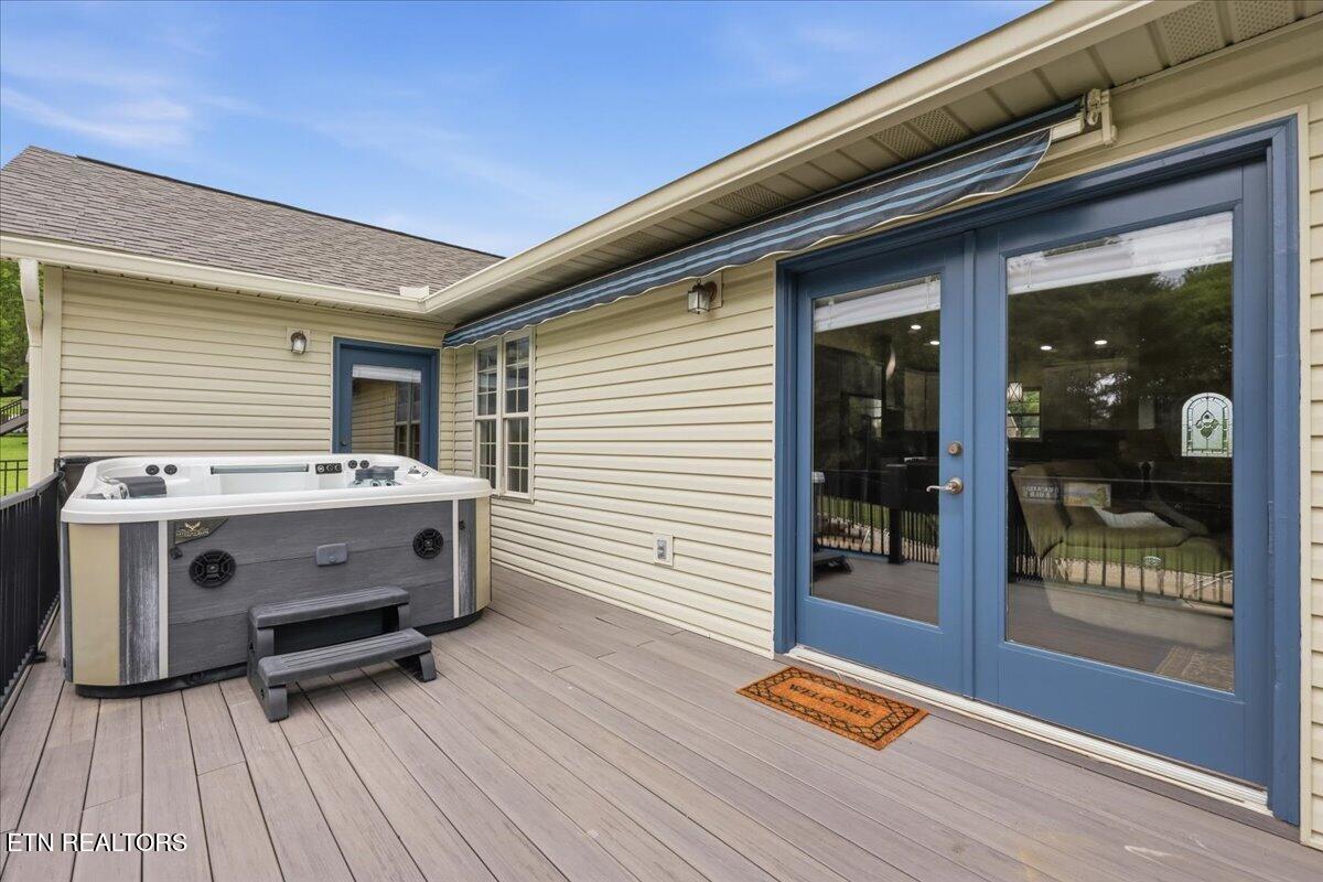 1930 Big Buck Lane Sevierville TN 37876