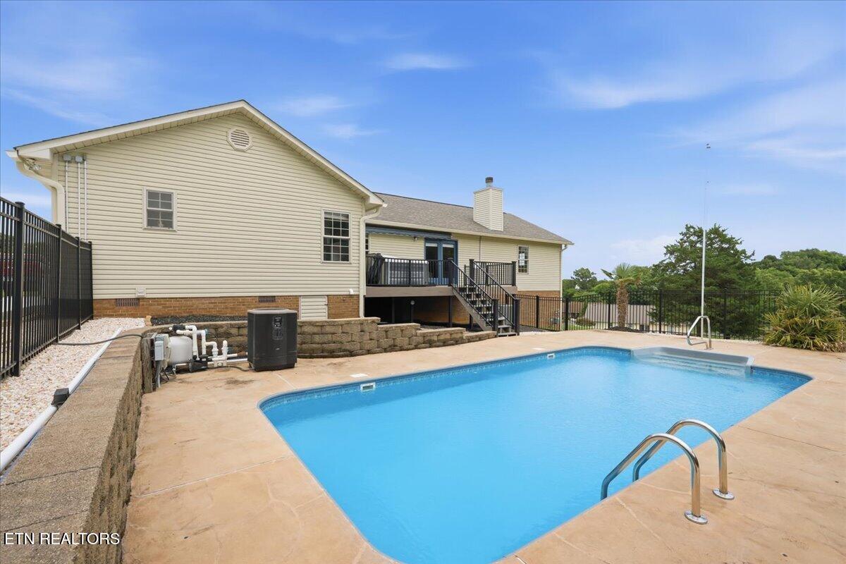 1930 Big Buck Lane Sevierville TN 37876