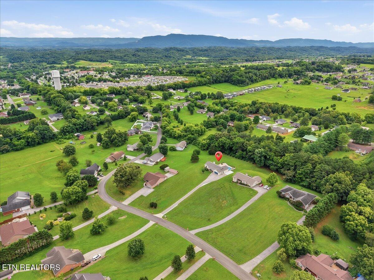 1930 Big Buck Lane Sevierville TN 37876