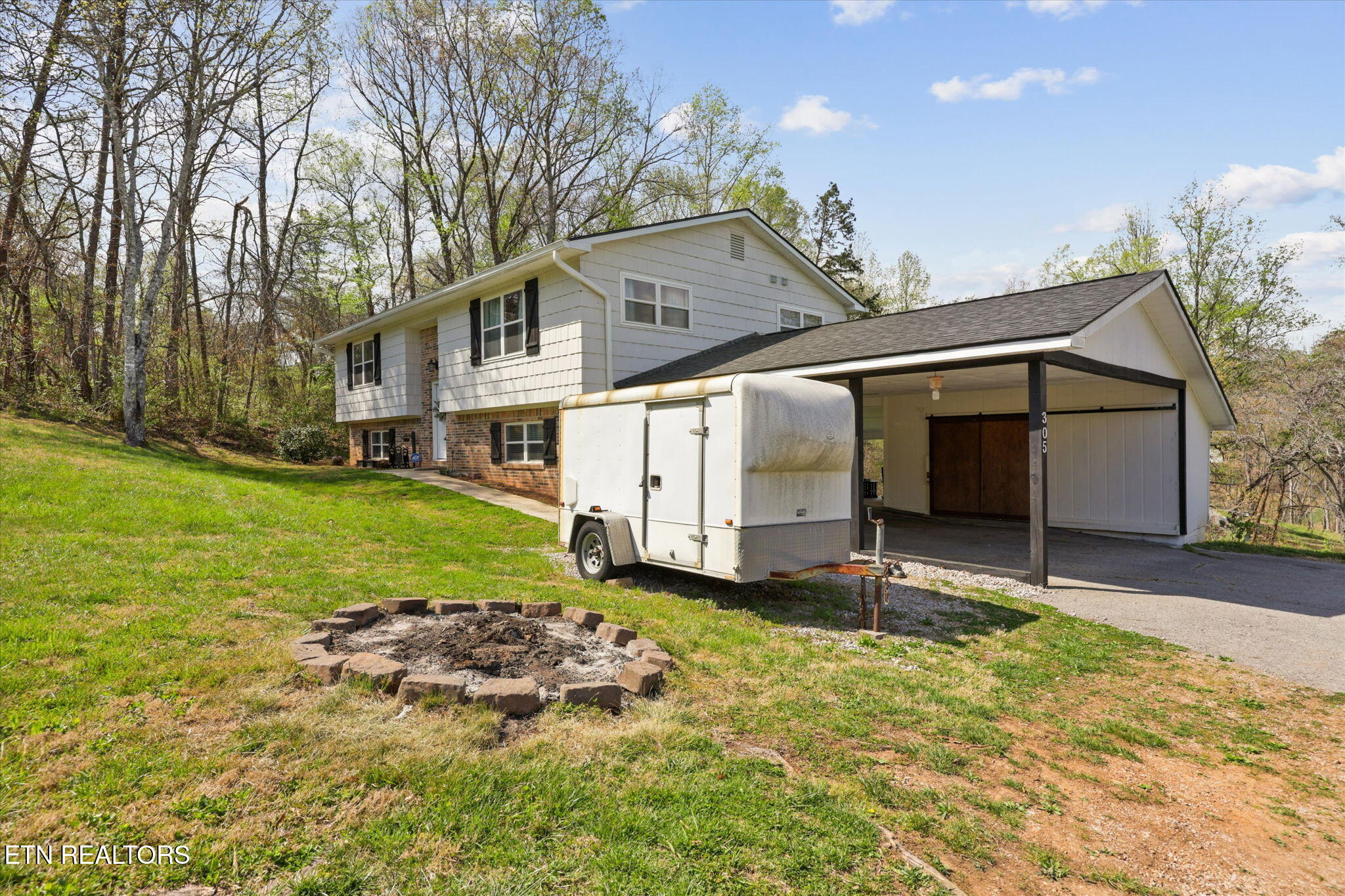 305 Dan Circle Rockwood TN 37854