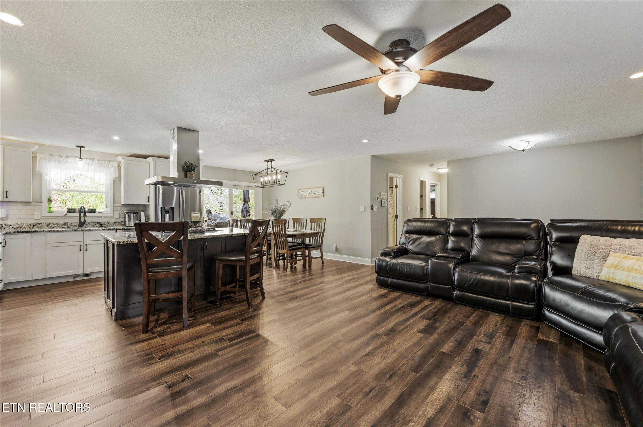 305 Dan Circle Rockwood TN 37854