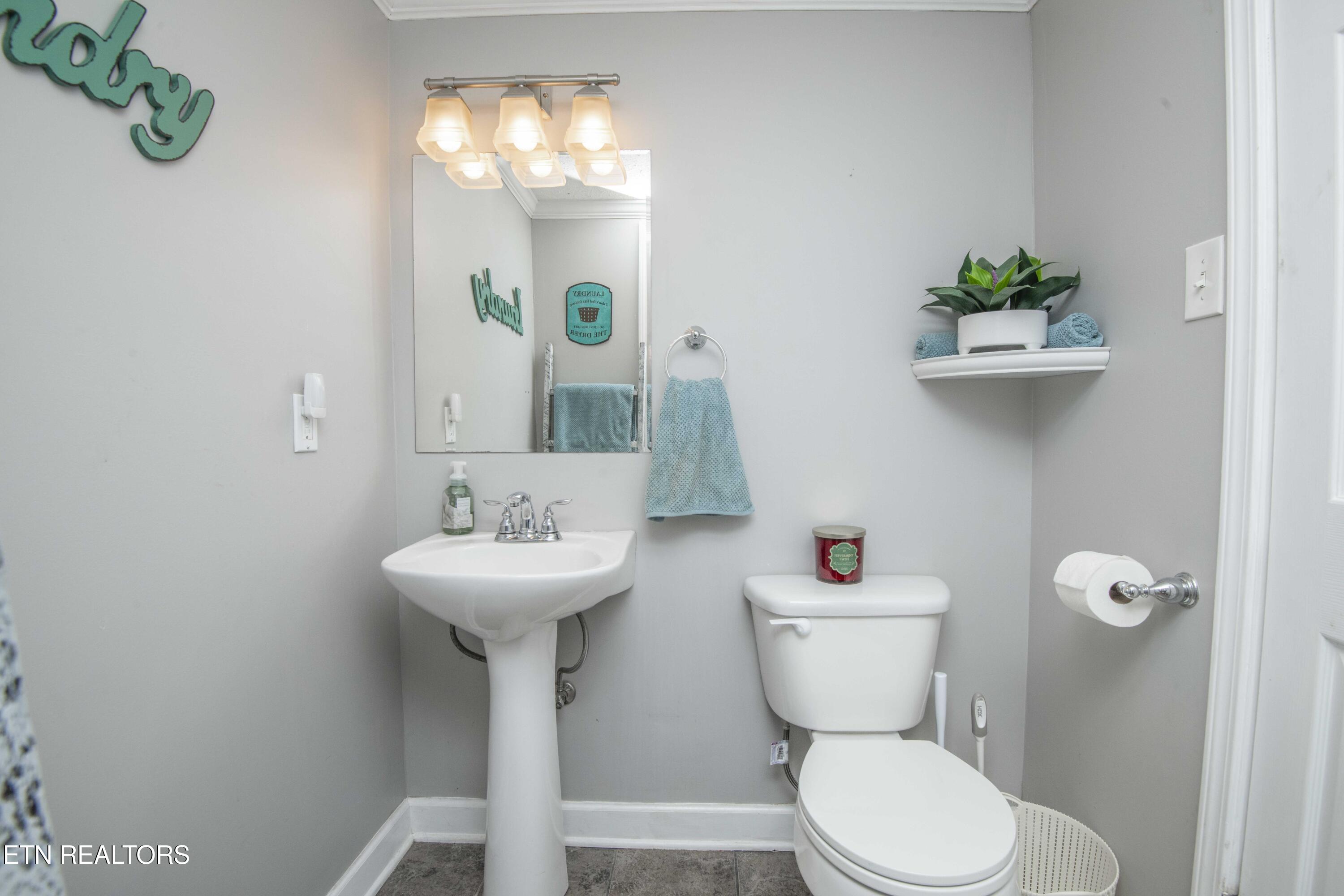 437 Fairlawn Circle Maryville TN 37801
