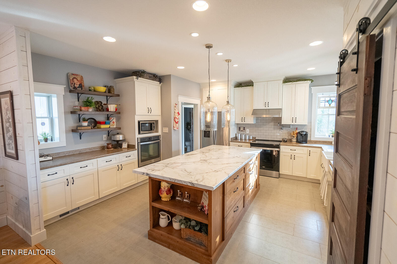 1349 Hickory Pointe Lane Maynardville TN 37807