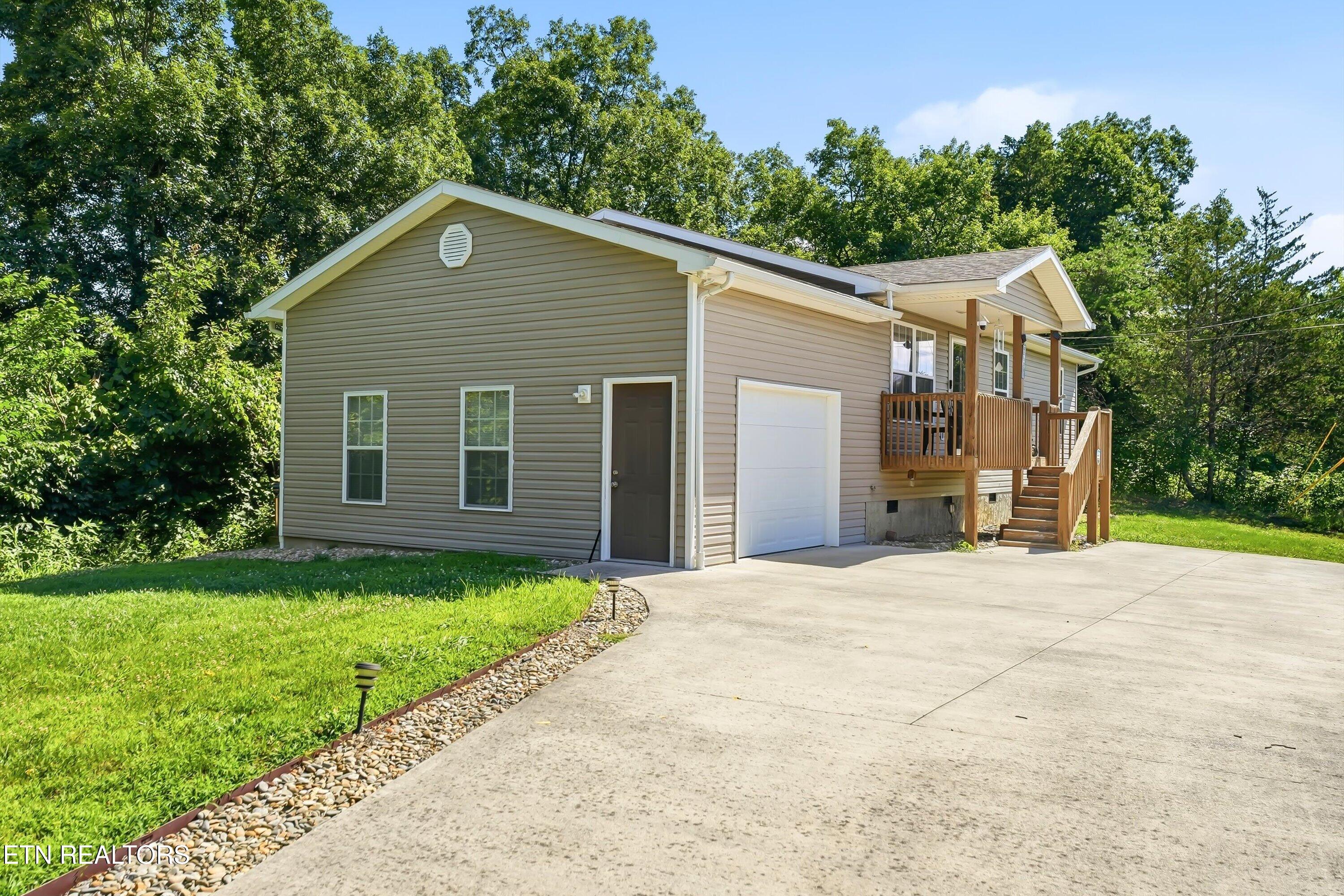 1044 Lake Smoky Road Sevierville TN 37876