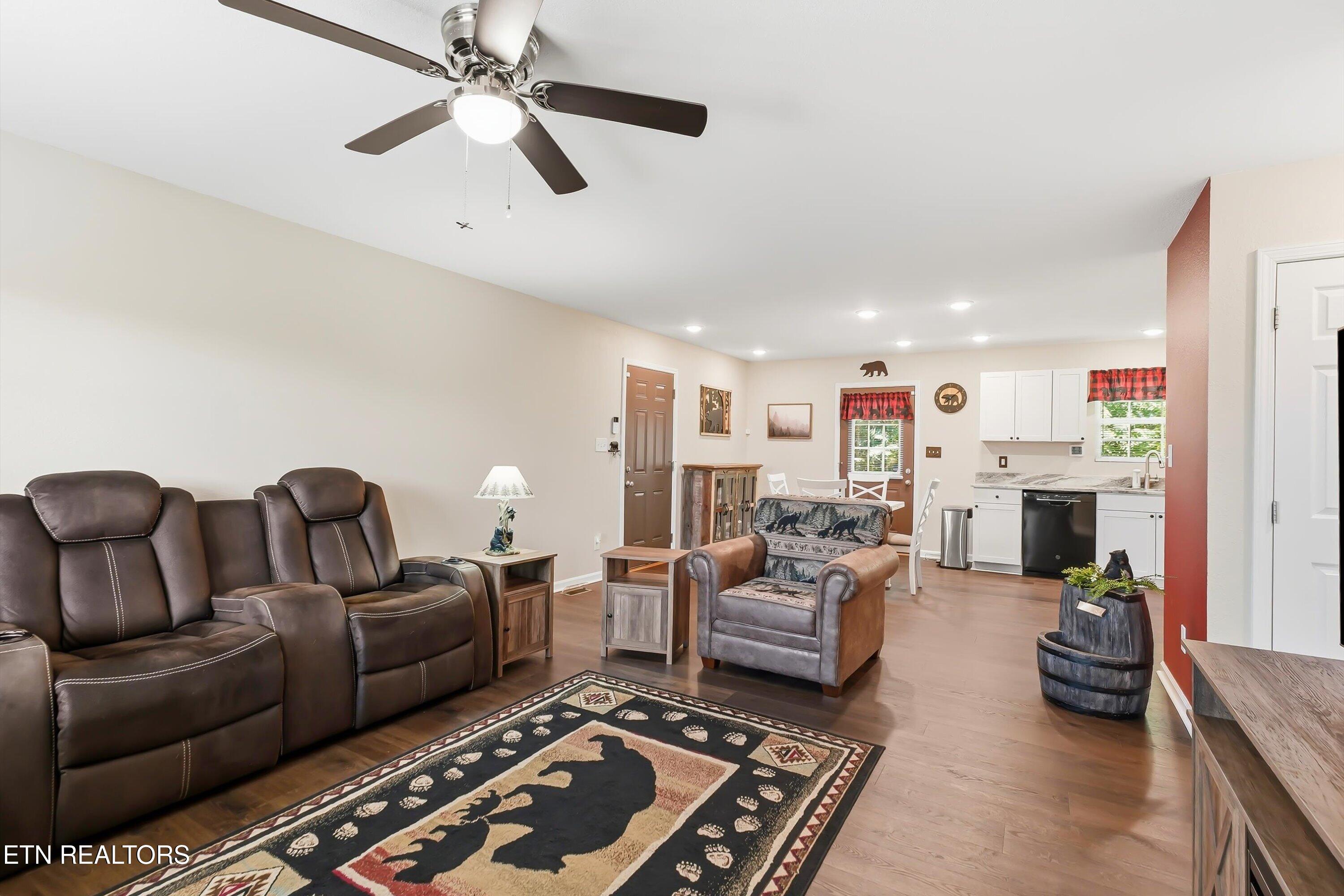 1044 Lake Smoky Road Sevierville TN 37876