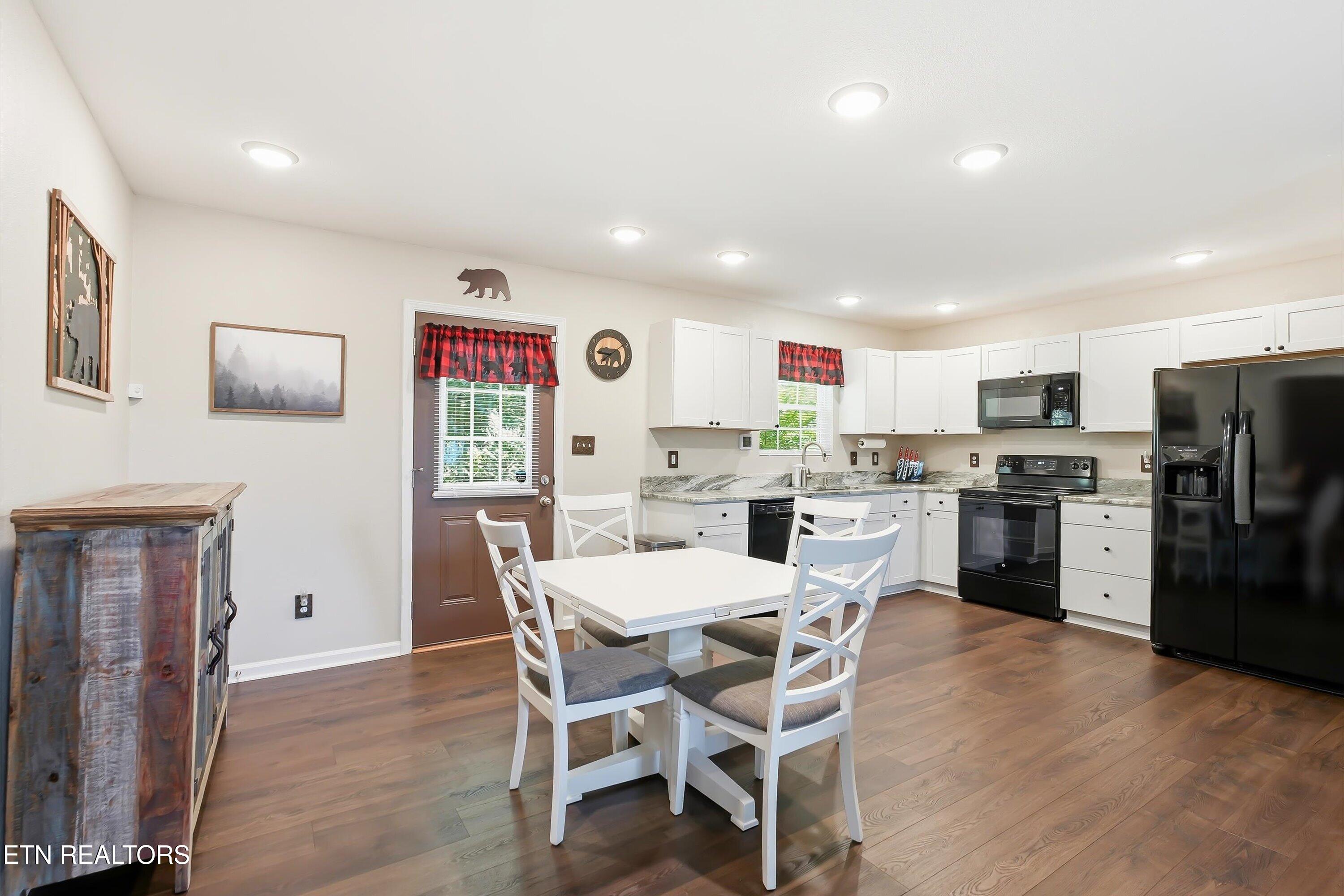 1044 Lake Smoky Road Sevierville TN 37876