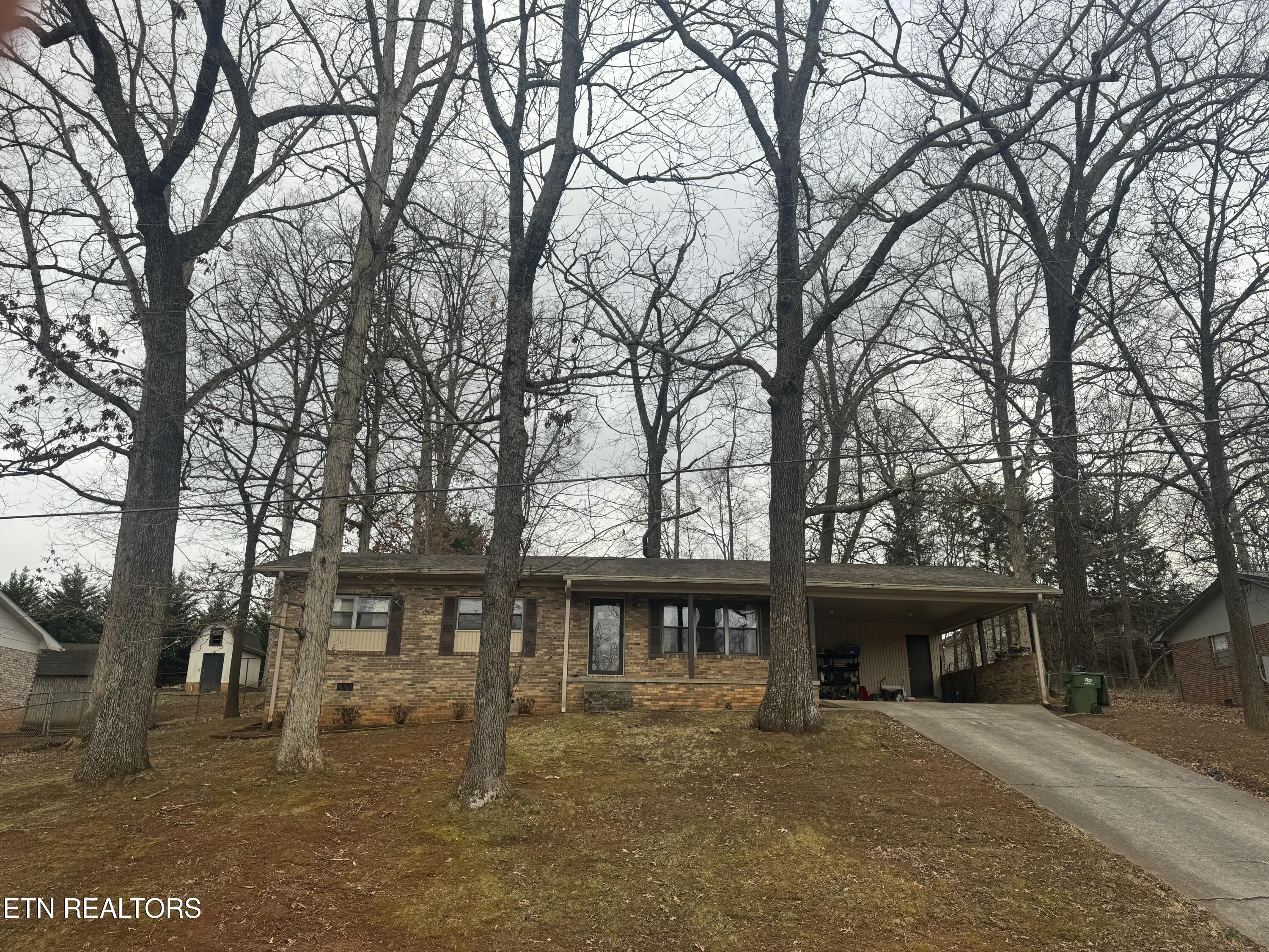 1808 E Alpine Drive Maryville TN 37804