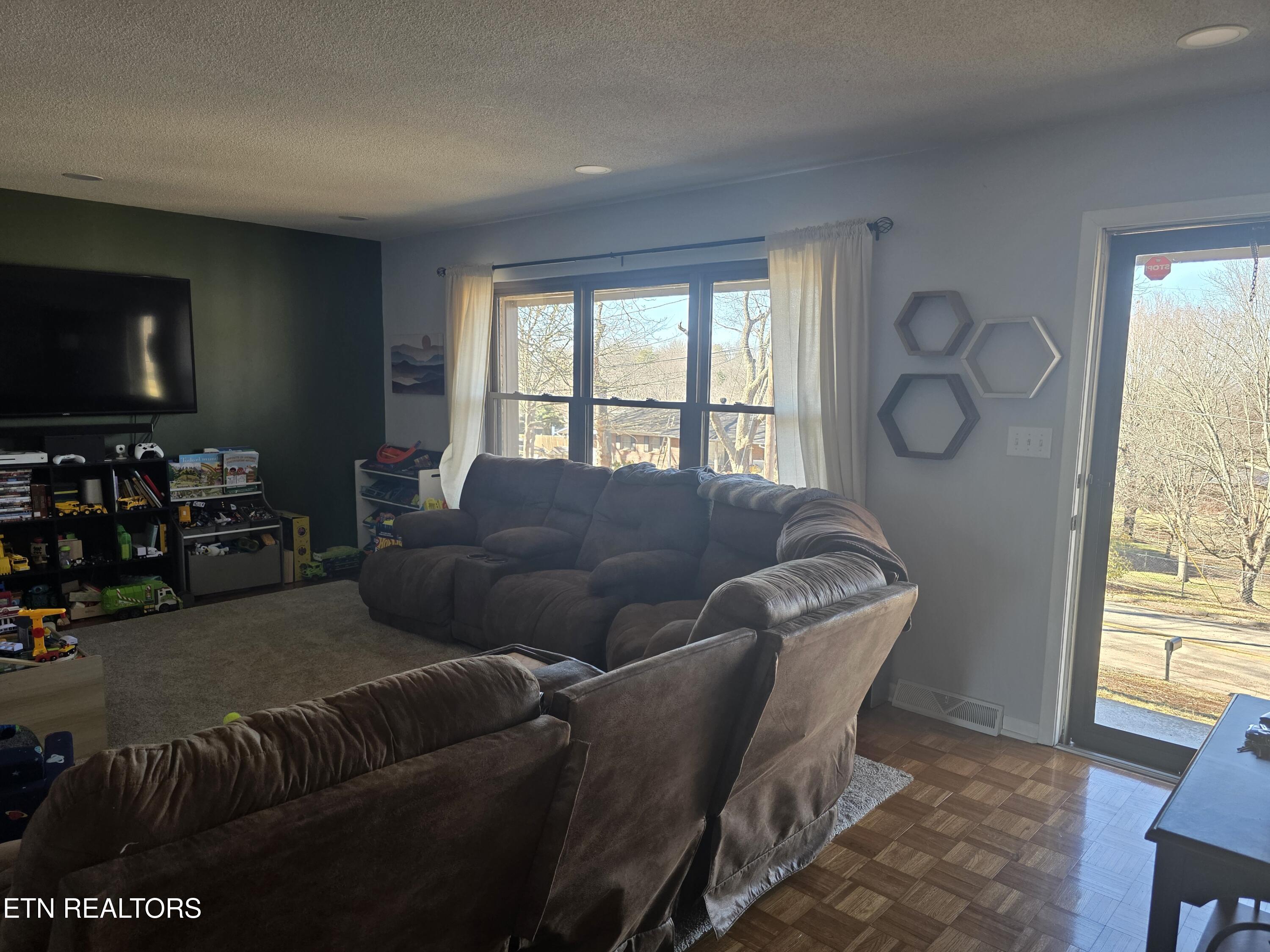 1808 E Alpine Drive Maryville TN 37804