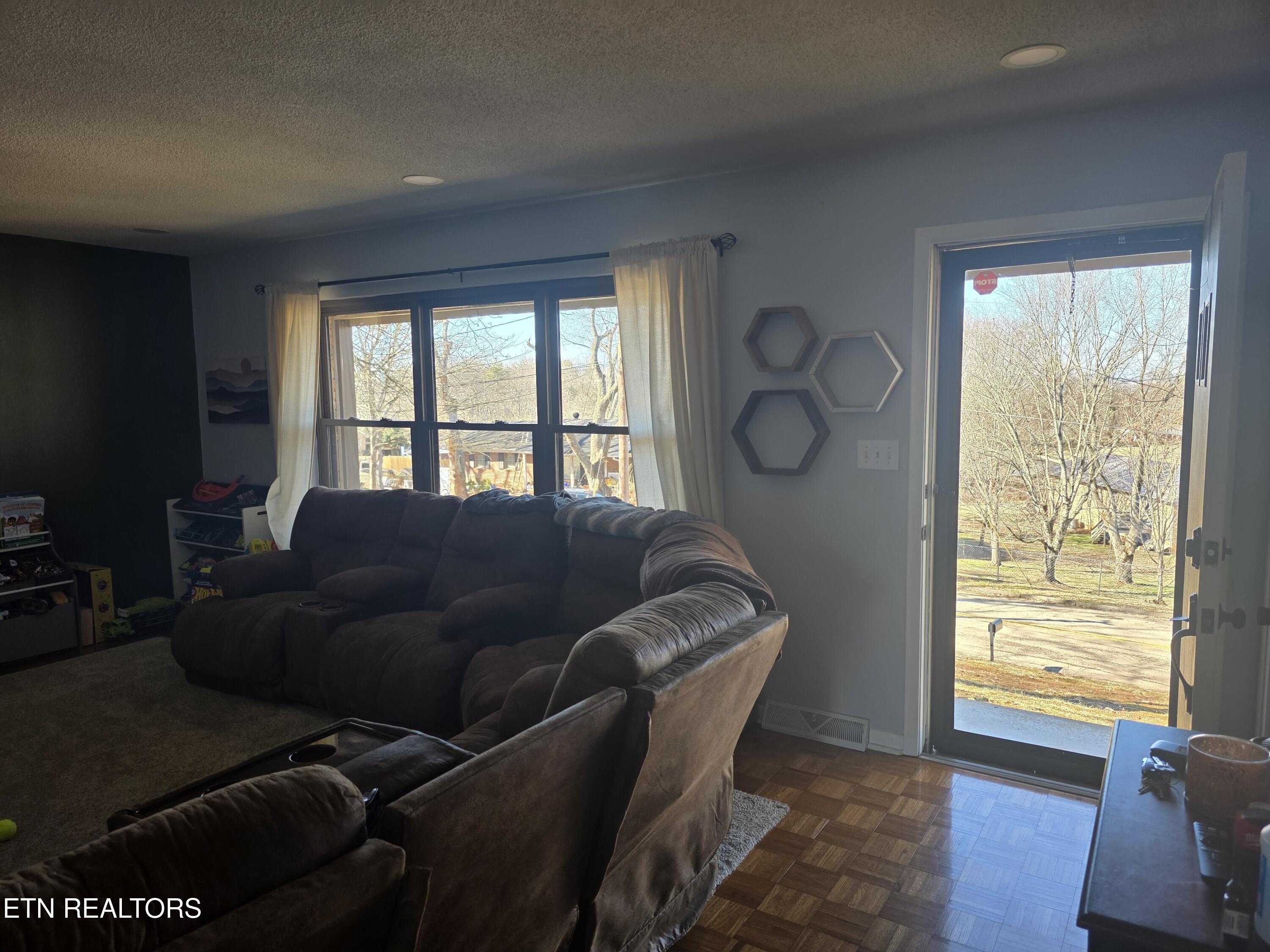 1808 E Alpine Drive Maryville TN 37804