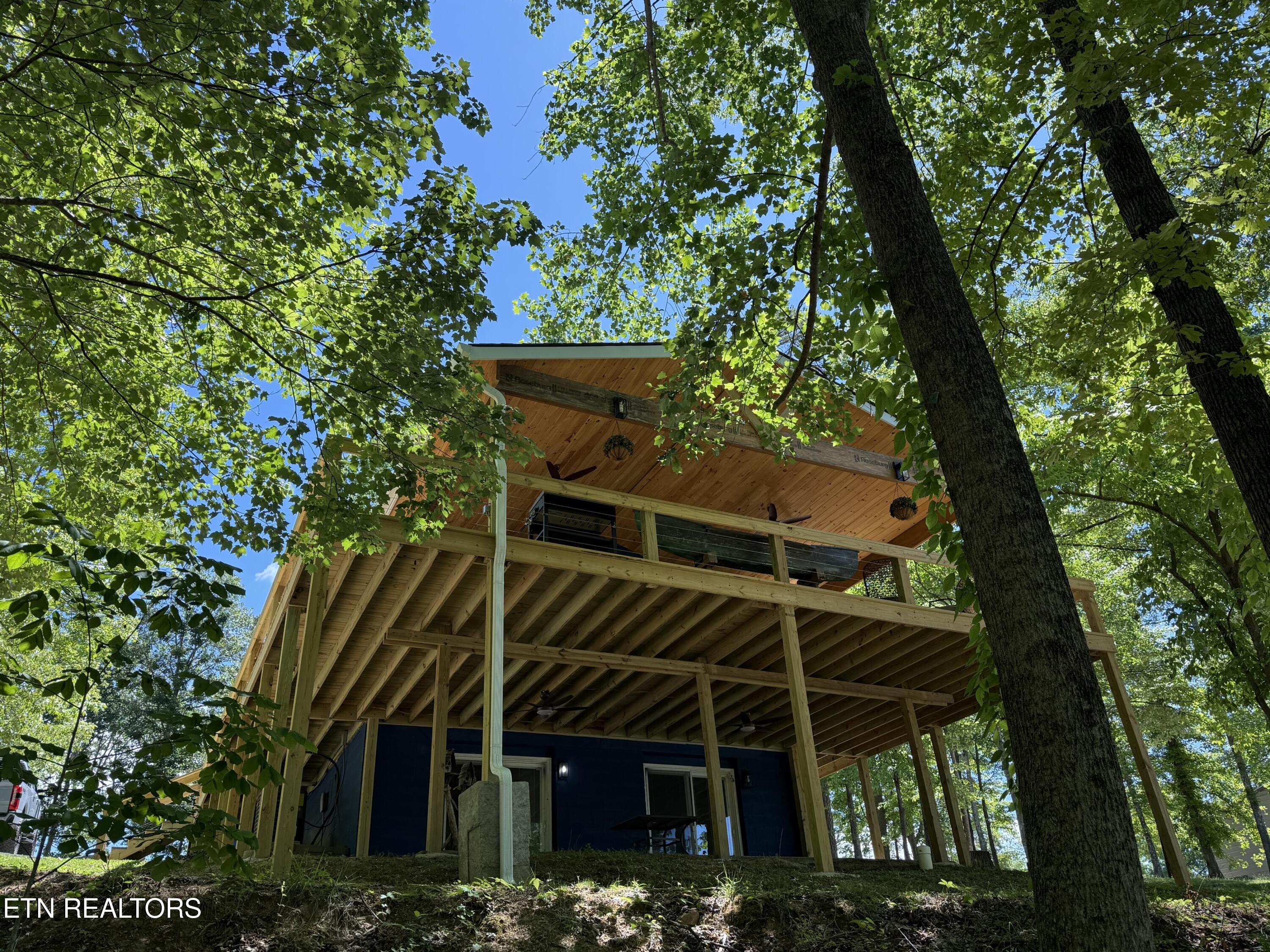 222 Big Creek Lane Lafollette TN 37766