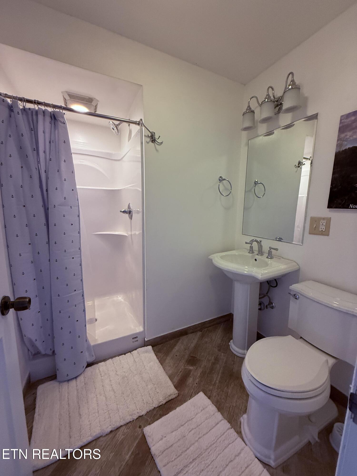 222 Big Creek Lane Lafollette TN 37766
