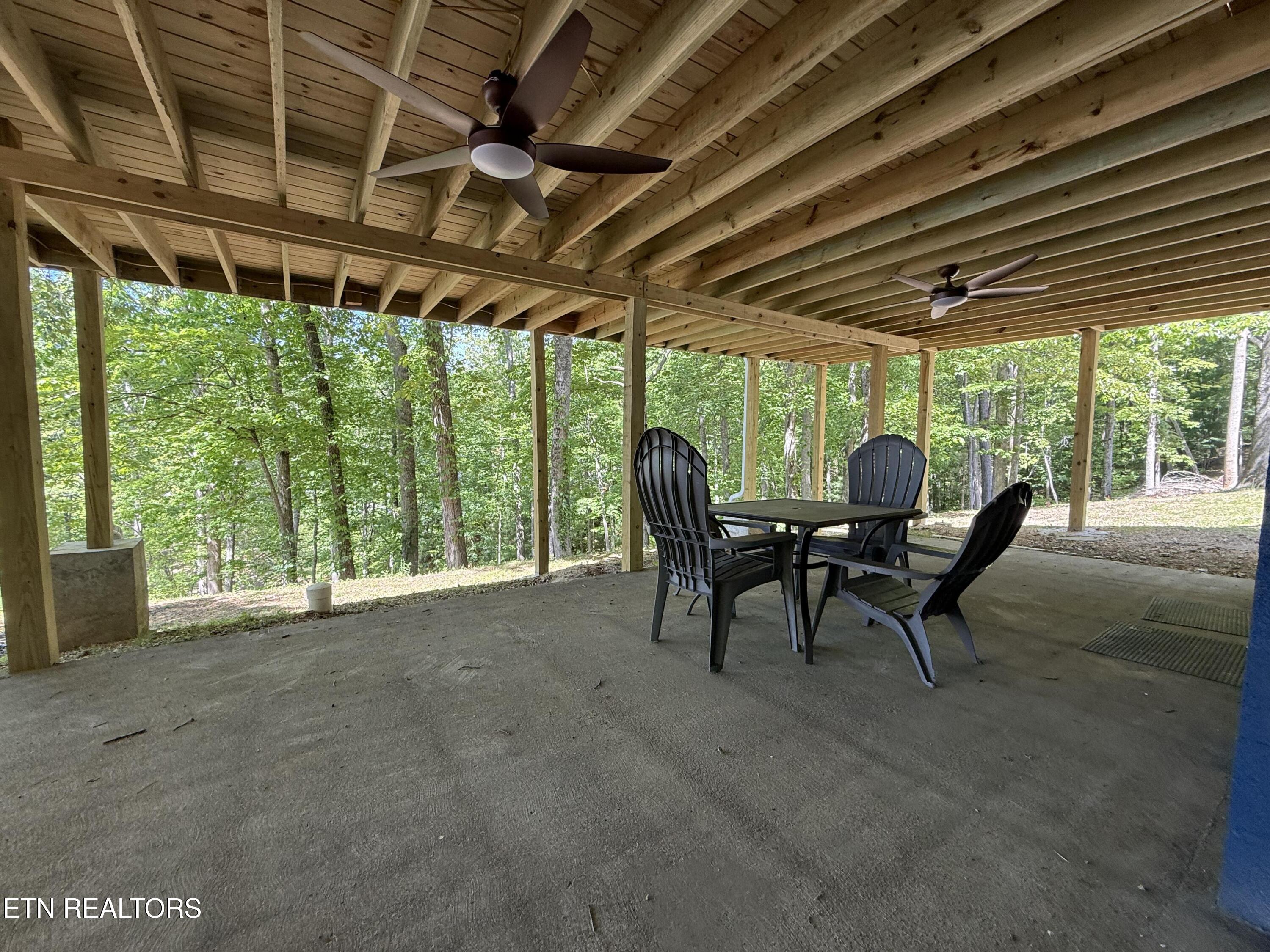 222 Big Creek Lane Lafollette TN 37766