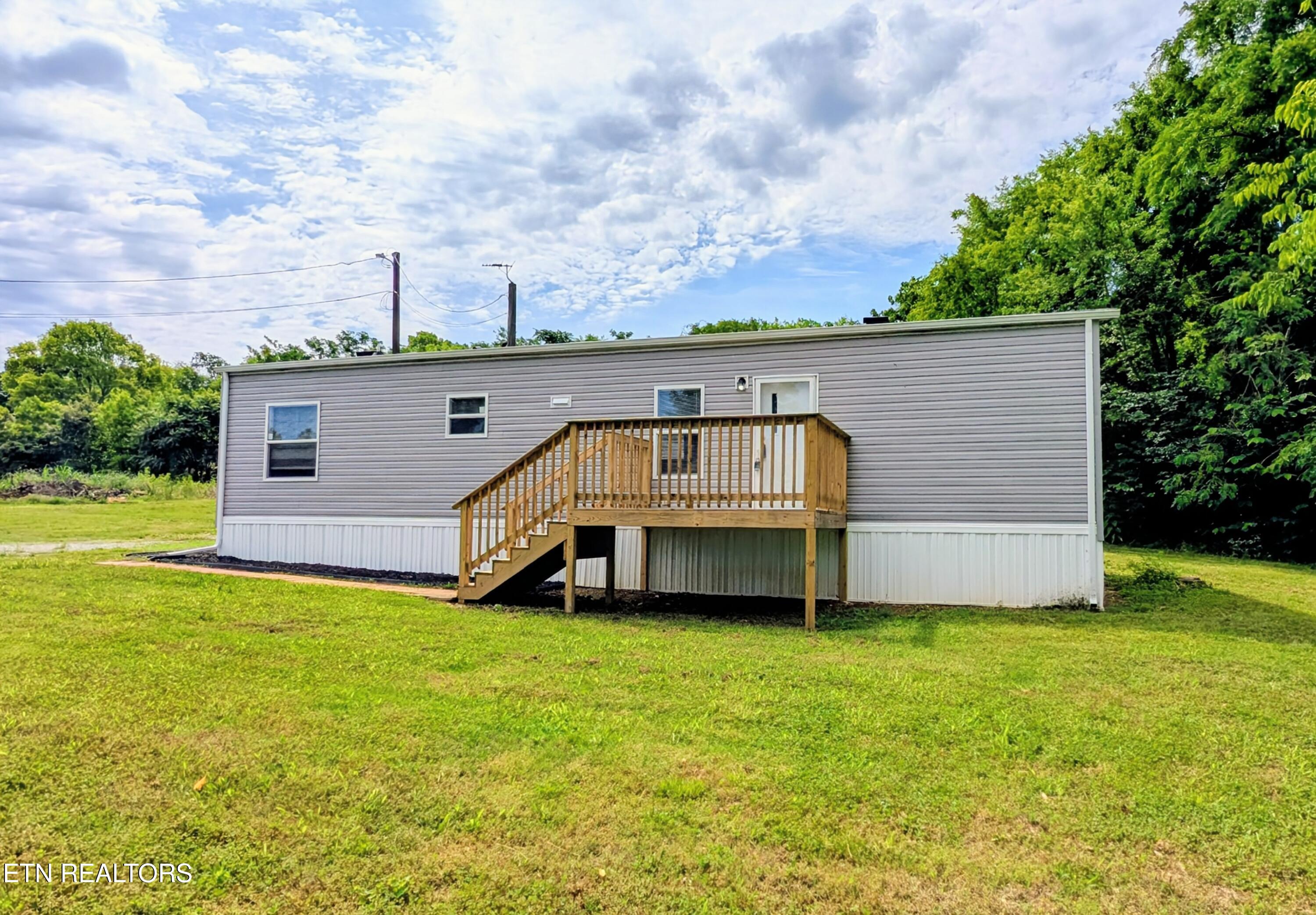 203 Pettit Street Vonore TN 37885