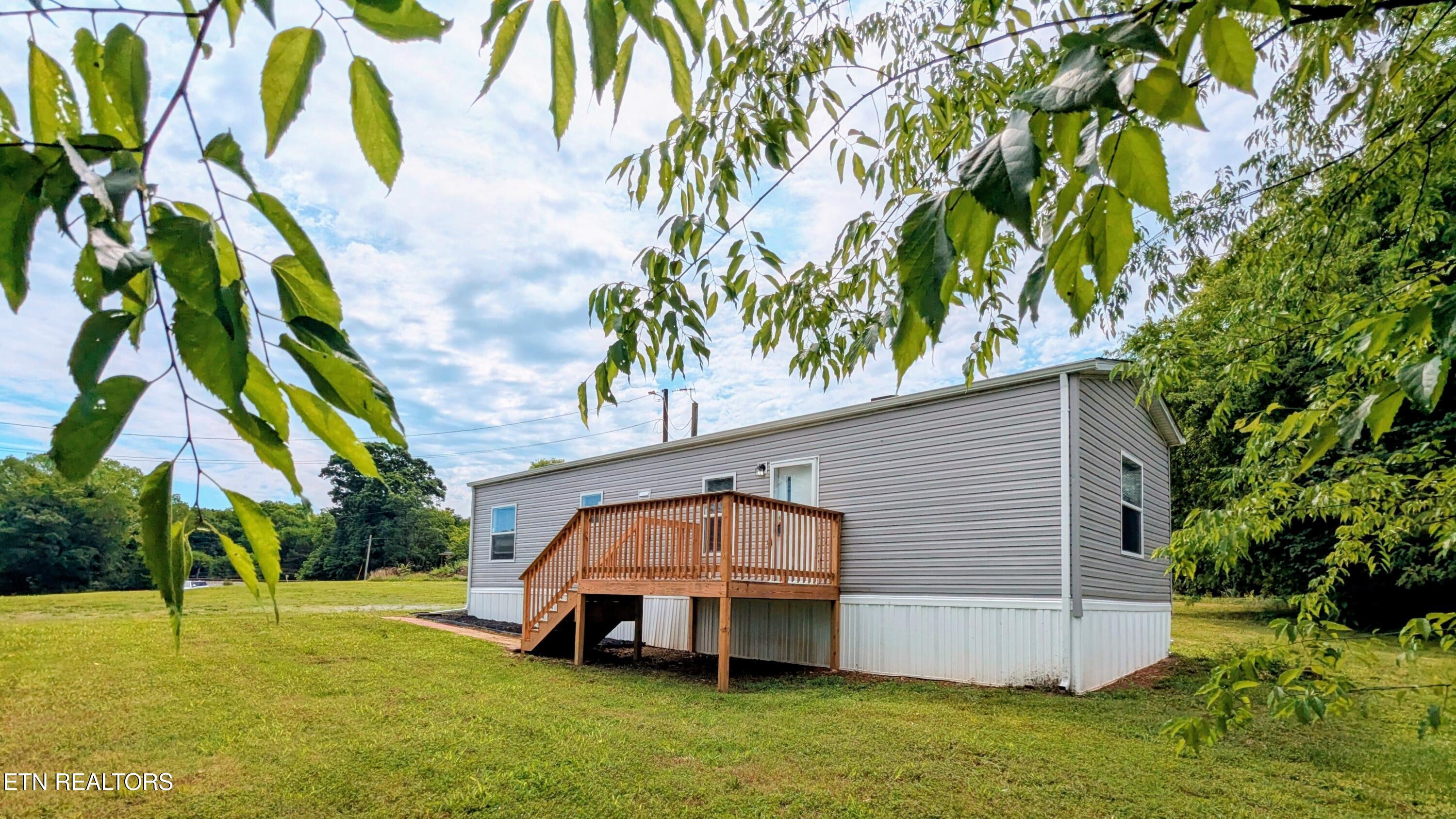 203 Pettit Street Vonore TN 37885