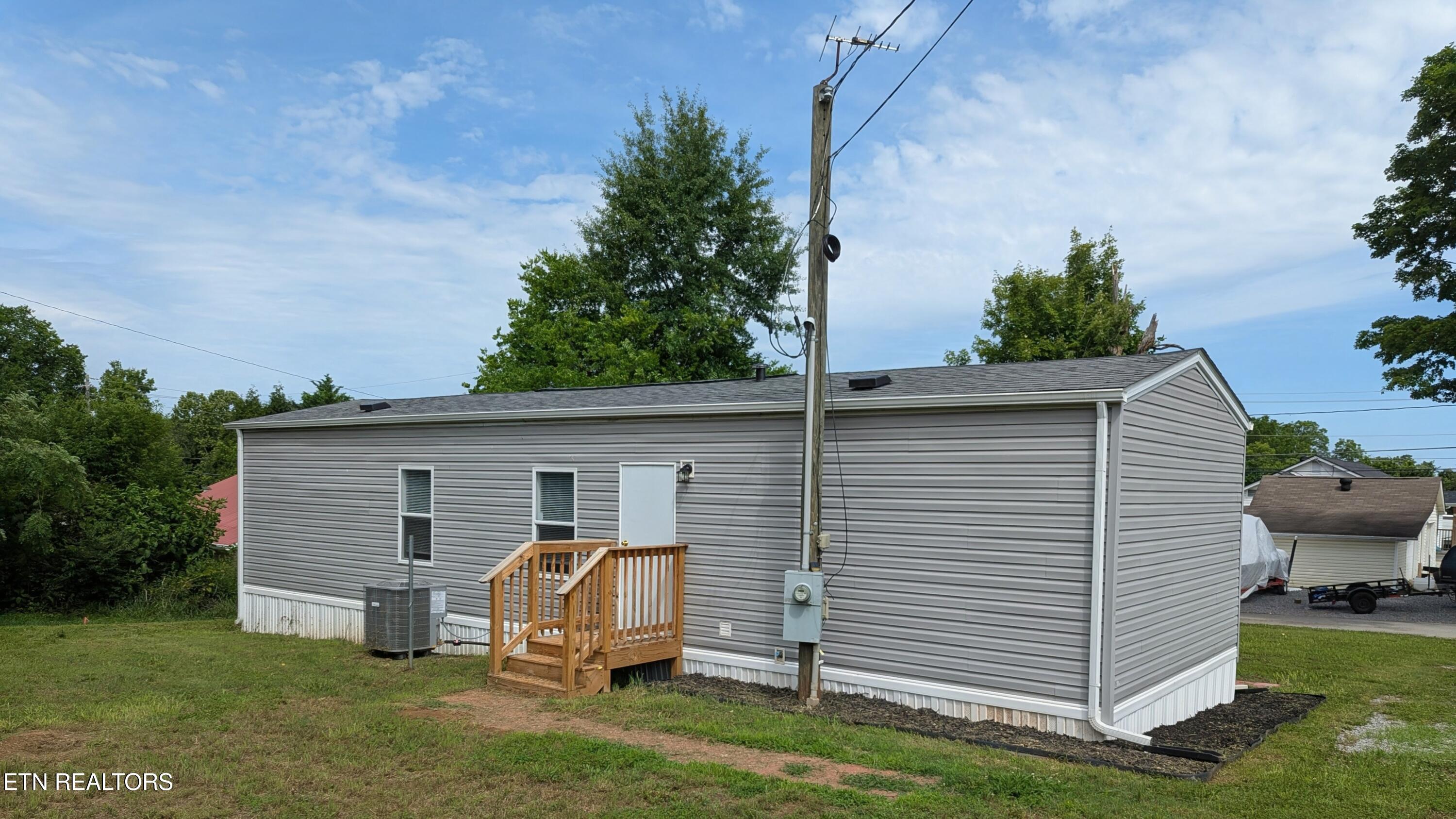 203 Pettit Street Vonore TN 37885