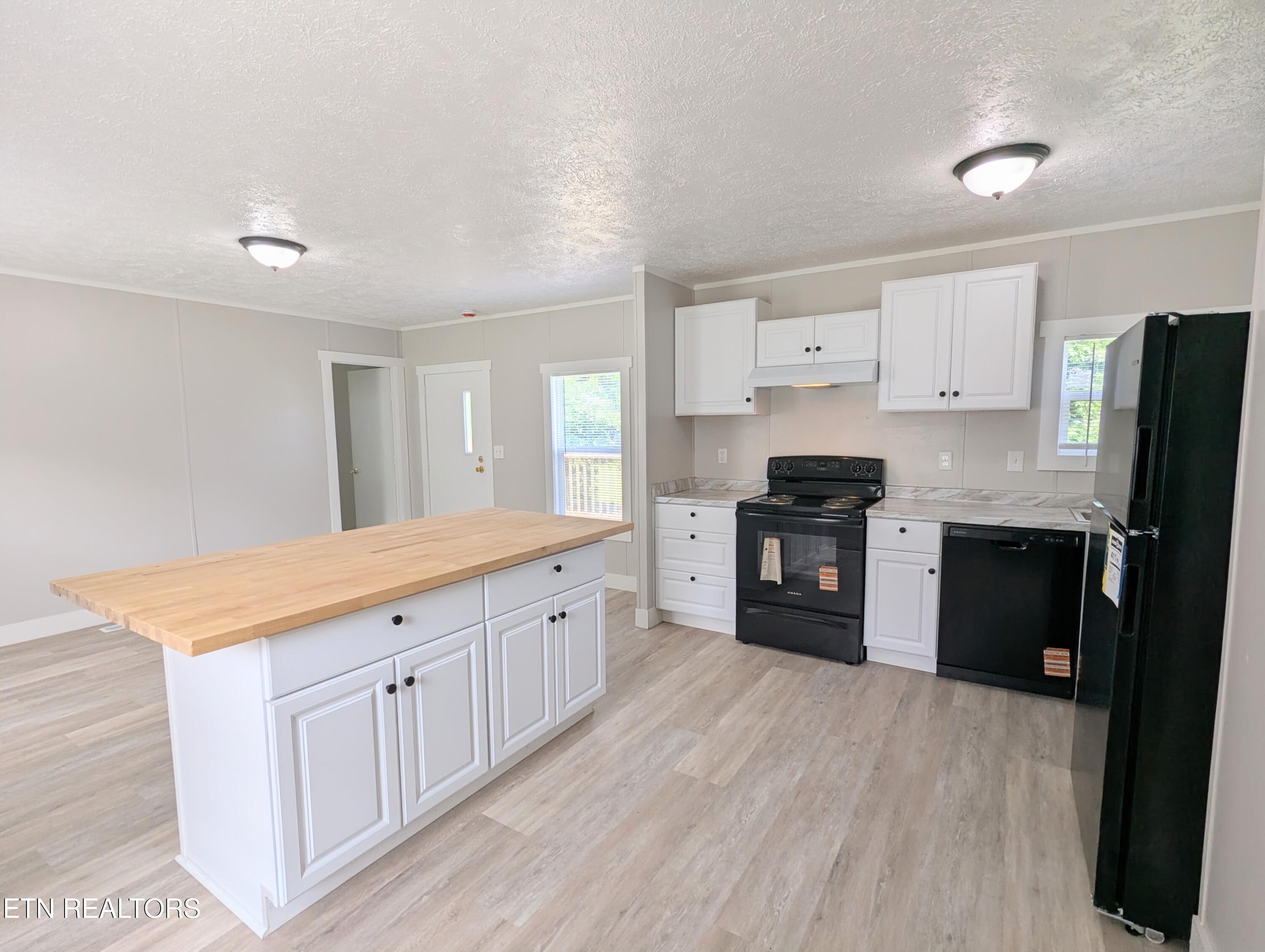 203 Pettit Street Vonore TN 37885