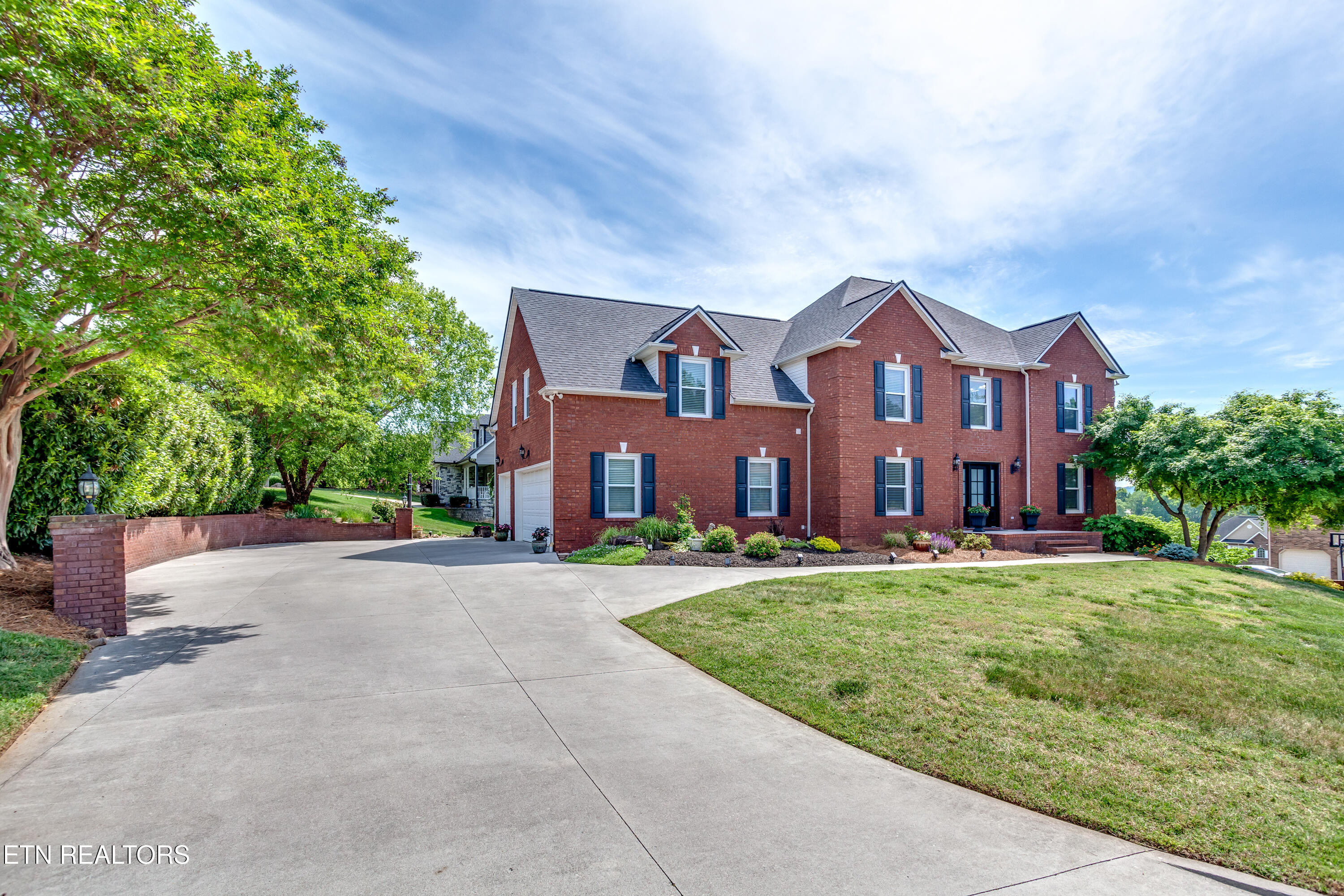 3310 Whispering Oaks Drive Knoxville TN 37938