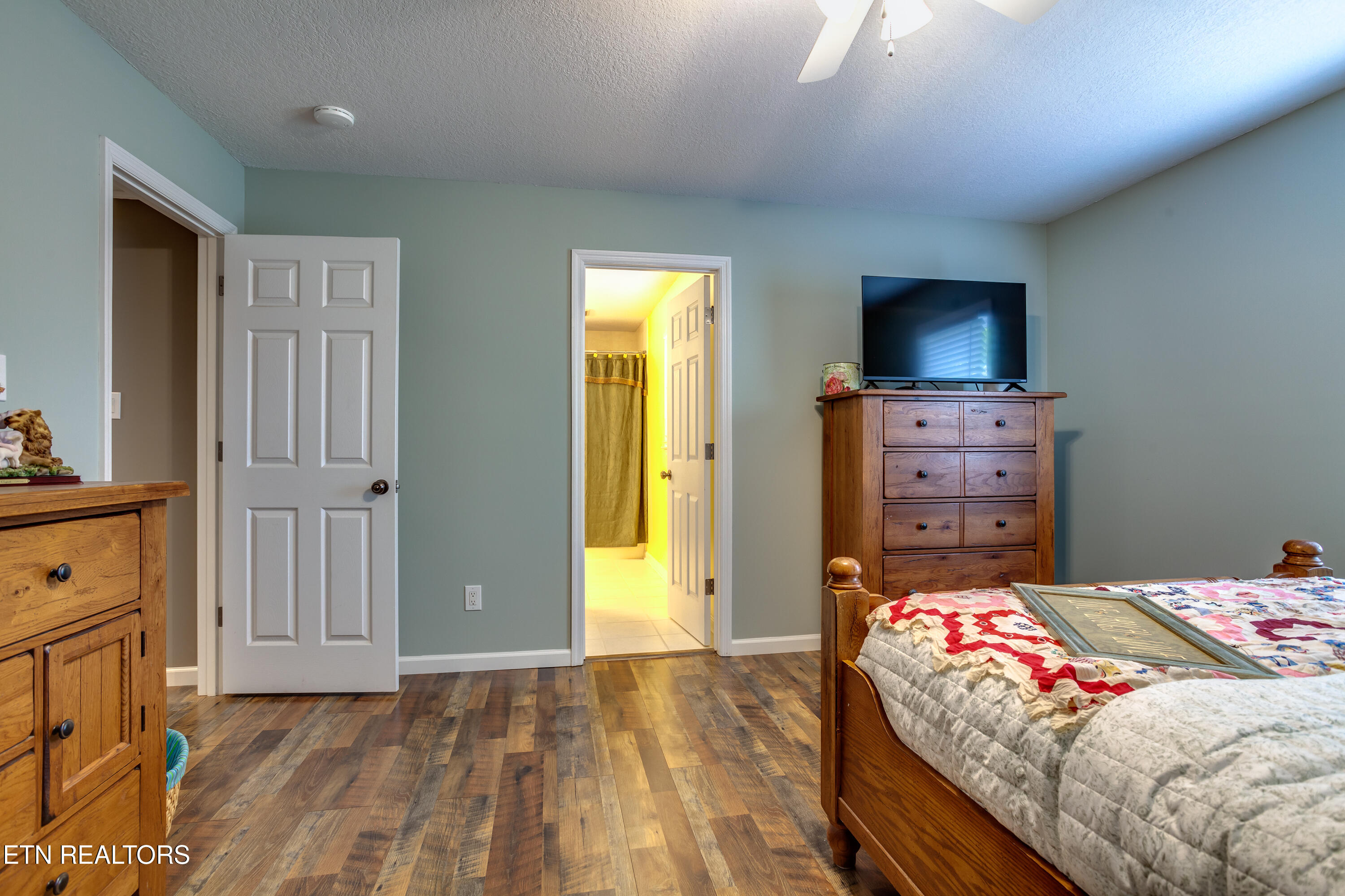 3310 Whispering Oaks Drive Knoxville TN 37938