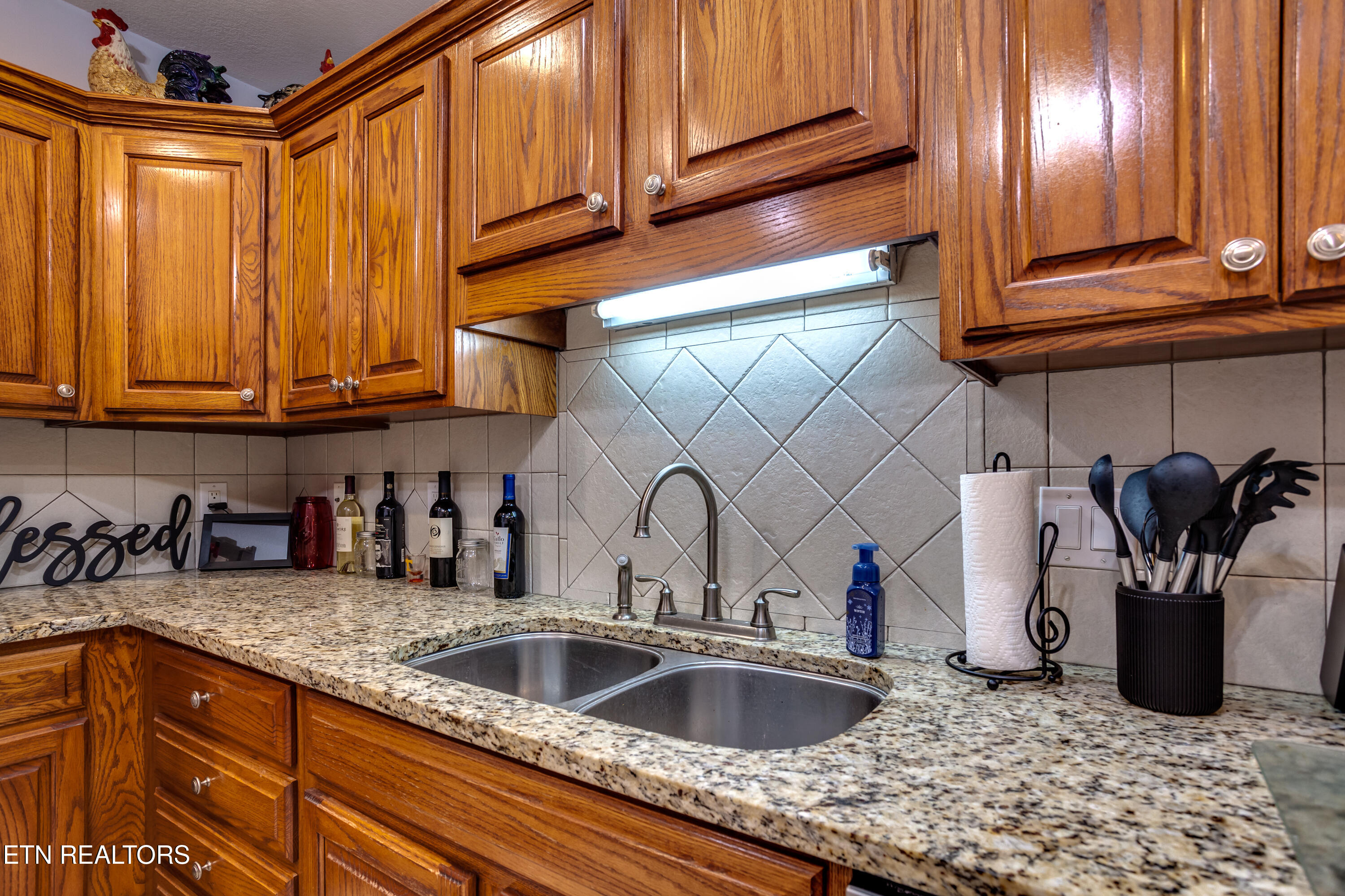 3310 Whispering Oaks Drive Knoxville TN 37938