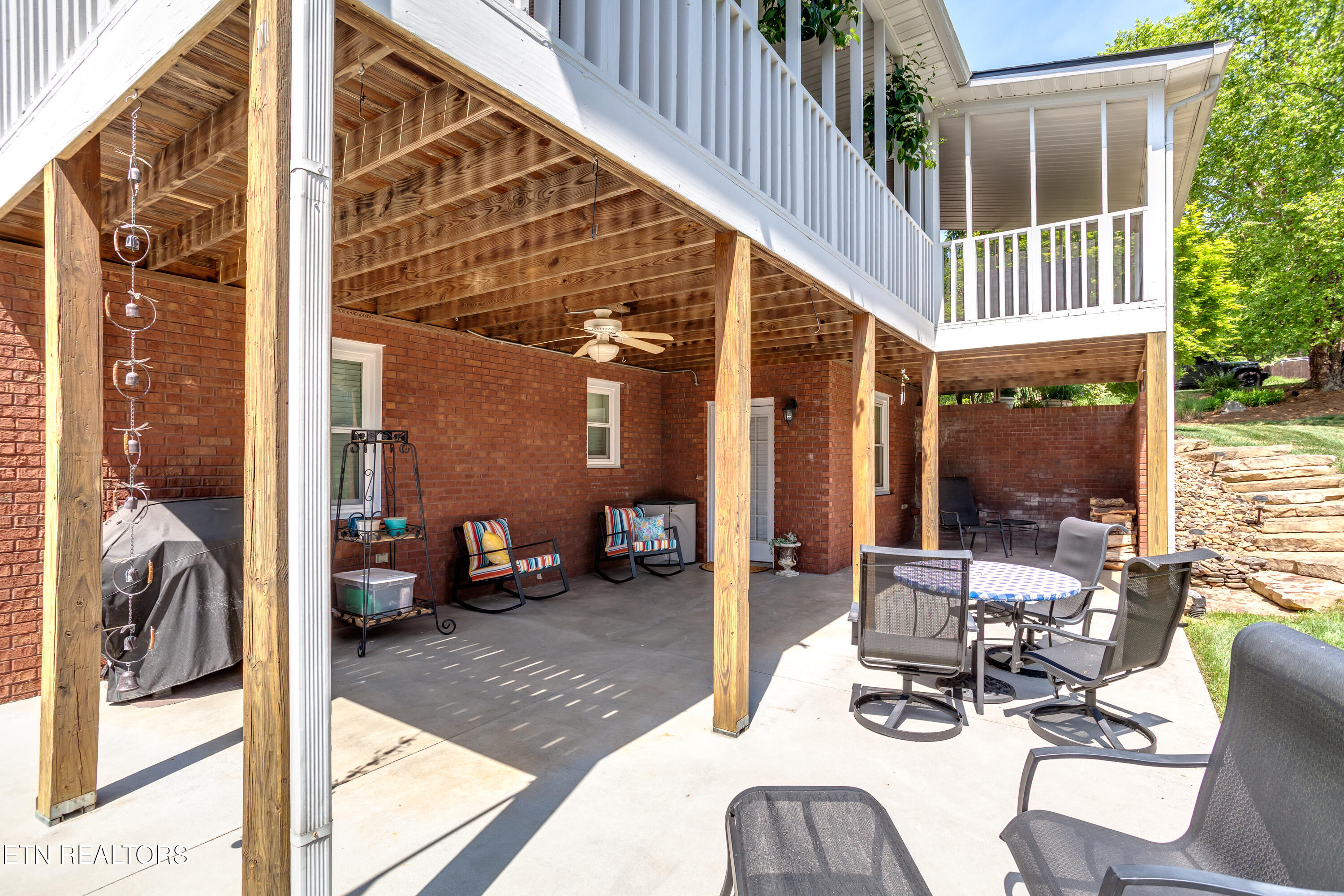 3310 Whispering Oaks Drive Knoxville TN 37938