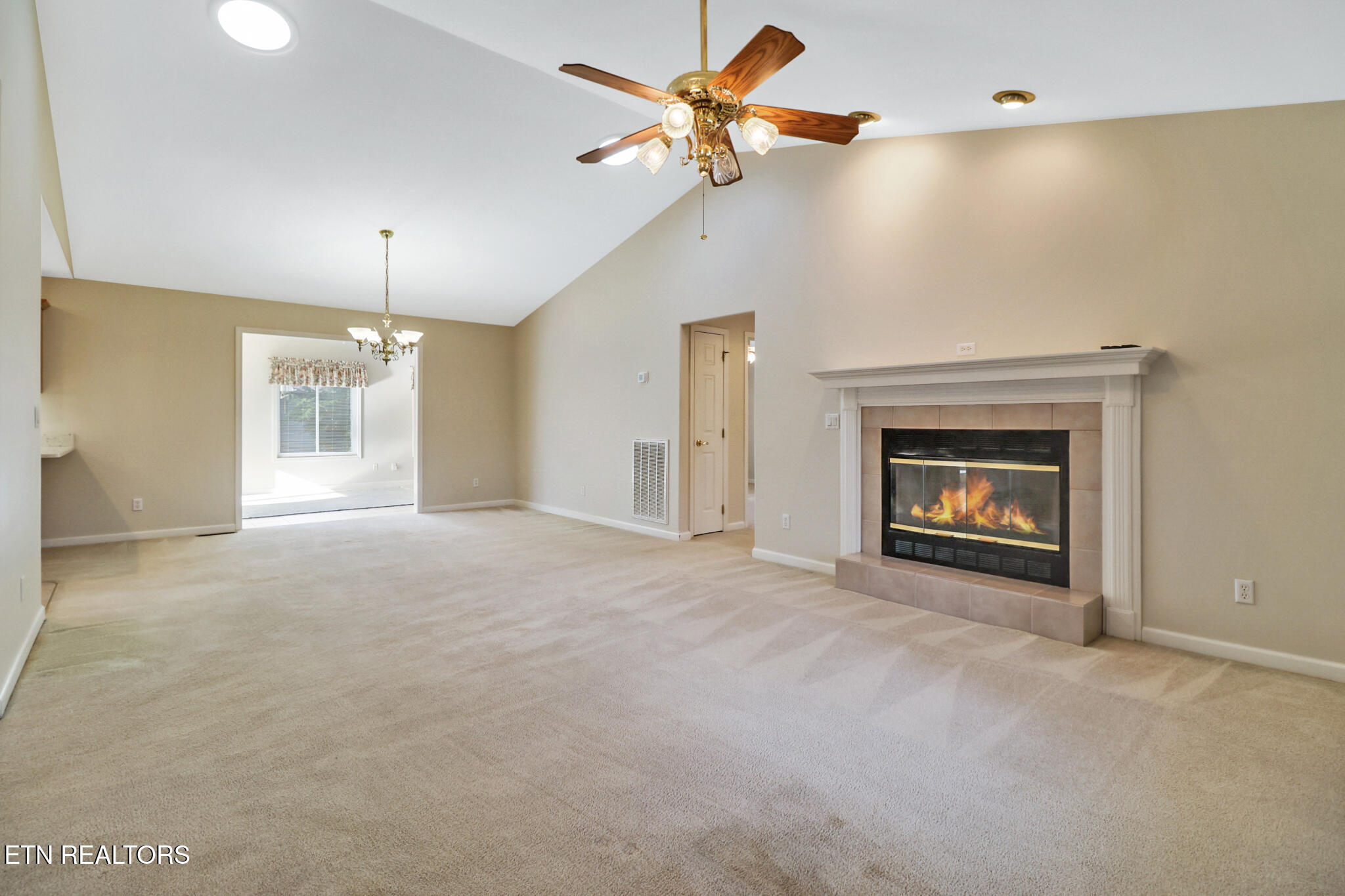 193 Berkshire Loop Fairfield Glade TN 38558